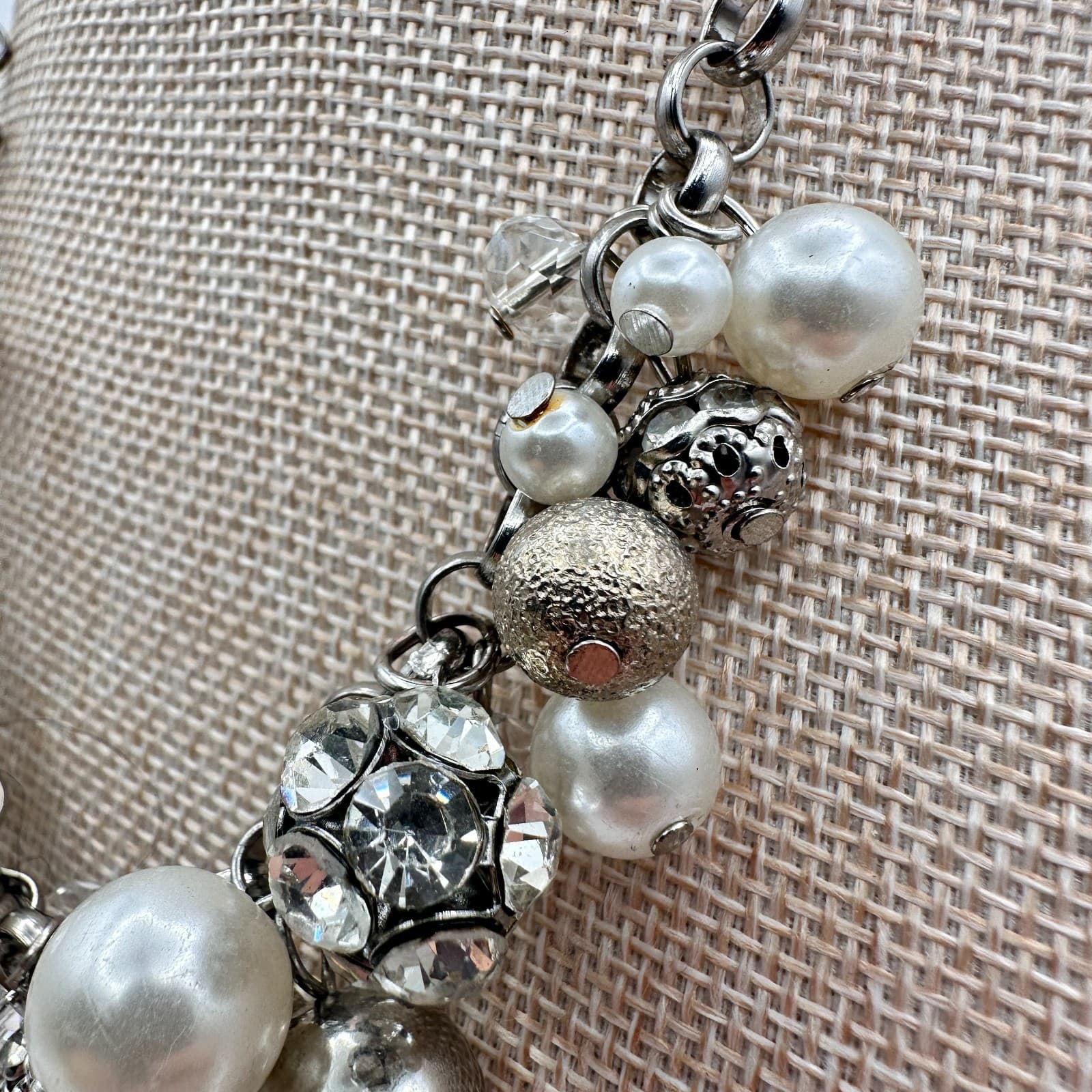 Vintage Y2K Silver Tone Pearl Bunch Statement Necklace Earrings Set Boho Jewelry - Thumbnail 10