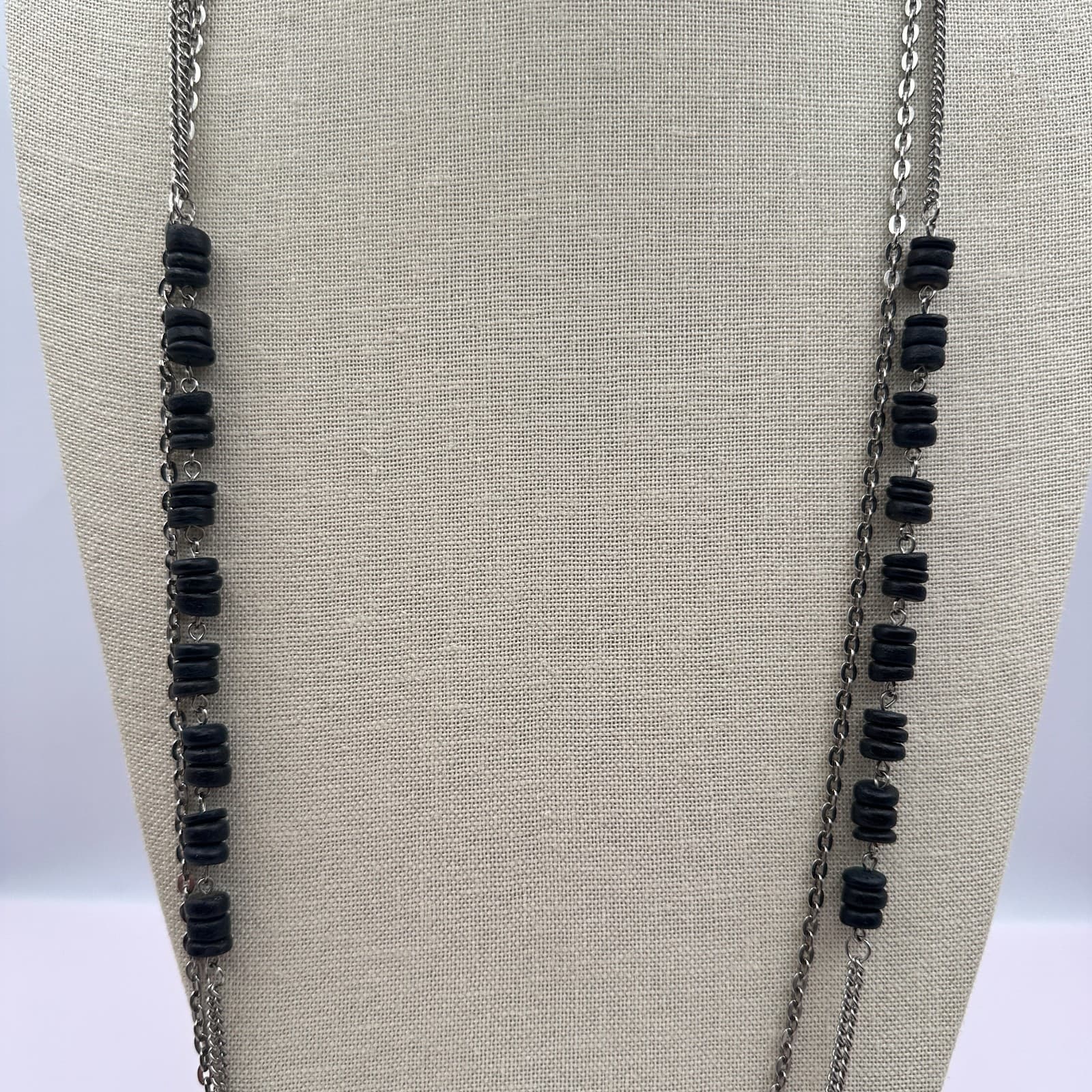 Vintage 90s stranded Layered Necklace Black Disk Beads Silver Tone Chain Jewelry - Thumbnail 4