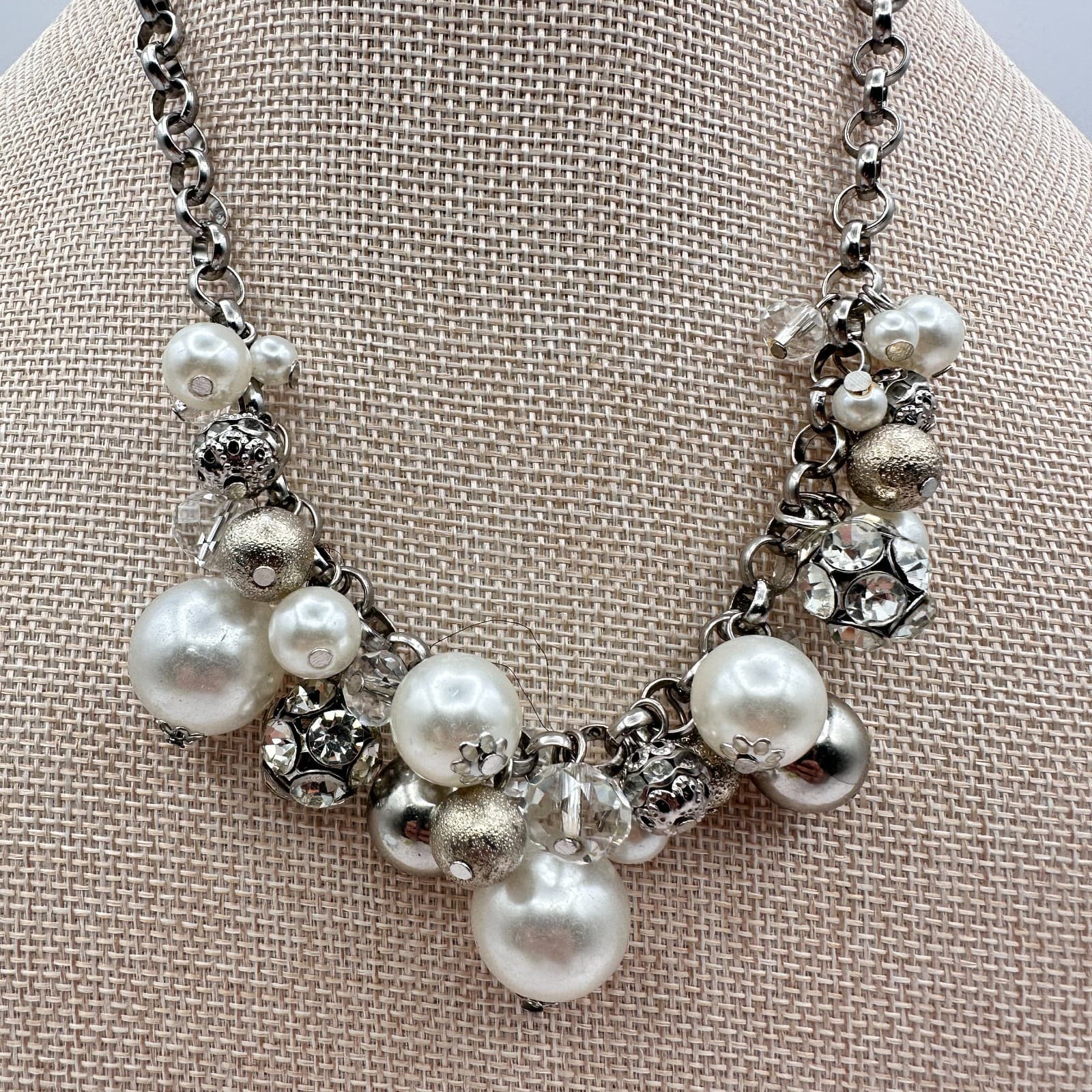 Vintage Y2K Silver Tone Pearl Bunch Statement Necklace Earrings Set Boho Jewelry - Thumbnail 3