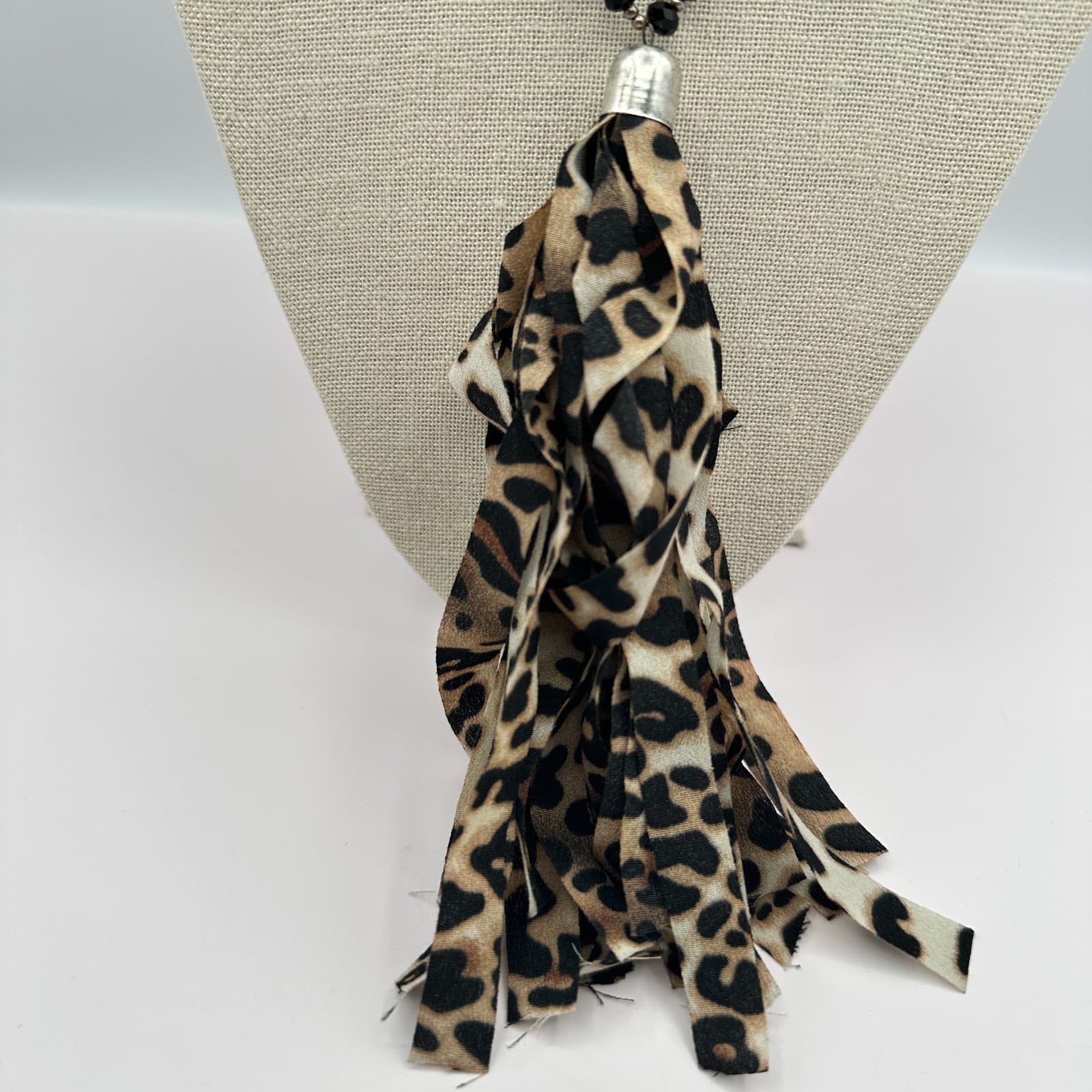Vintage Y2K Black Beaded Leopard Print Tassel Necklace Boho Statement Jewelry - Thumbnail 4