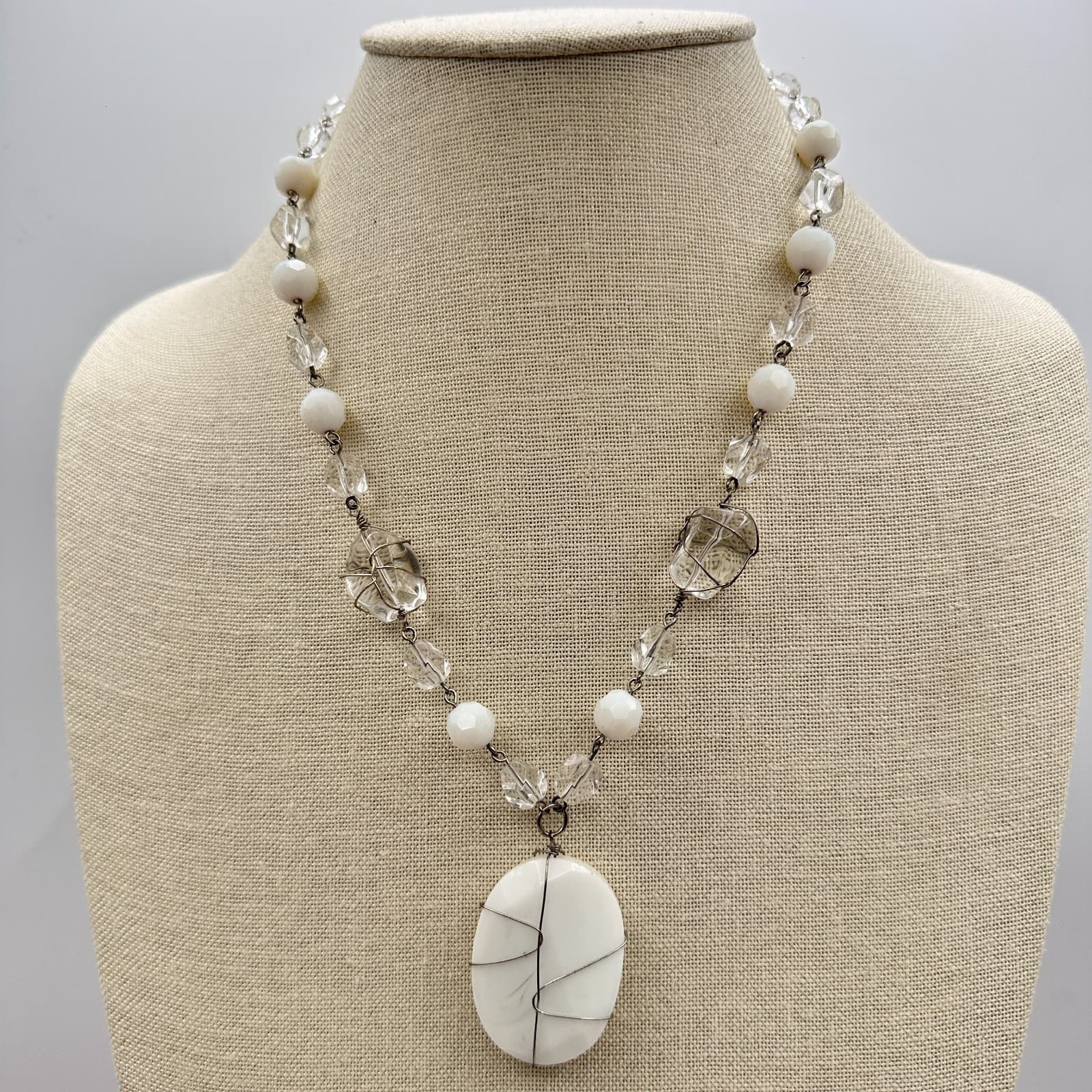 Vintage 90s Wire Wrapped White Stone Pendant Necklace Beaded Boho Jewelry - Thumbnail 10