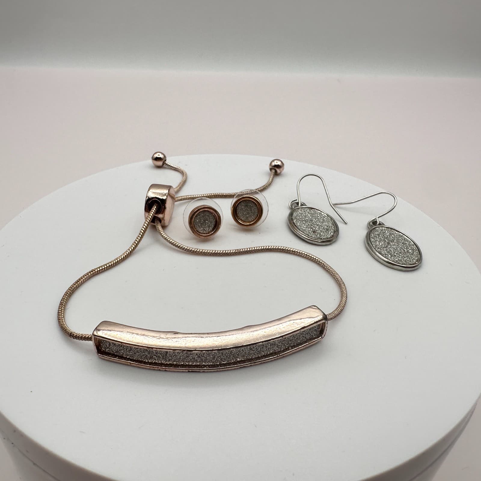 Vintage Y2K Rose Gold Tone Slider Bracelet Stud & Dangle Earrings Jewelry Set - Thumbnail 2