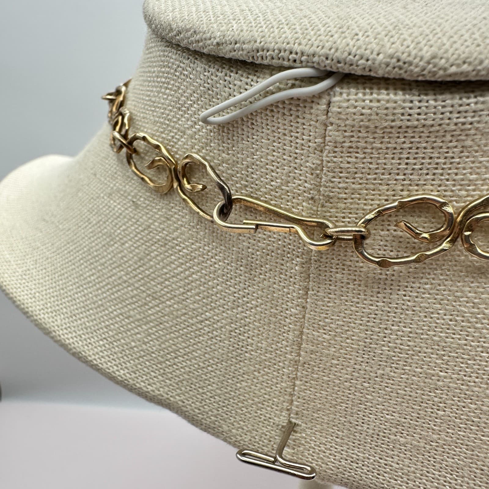 Vintage 80s Gold Tone Swirl Hammered Spiral Pendant Necklace Women's Jewelry - Thumbnail 9