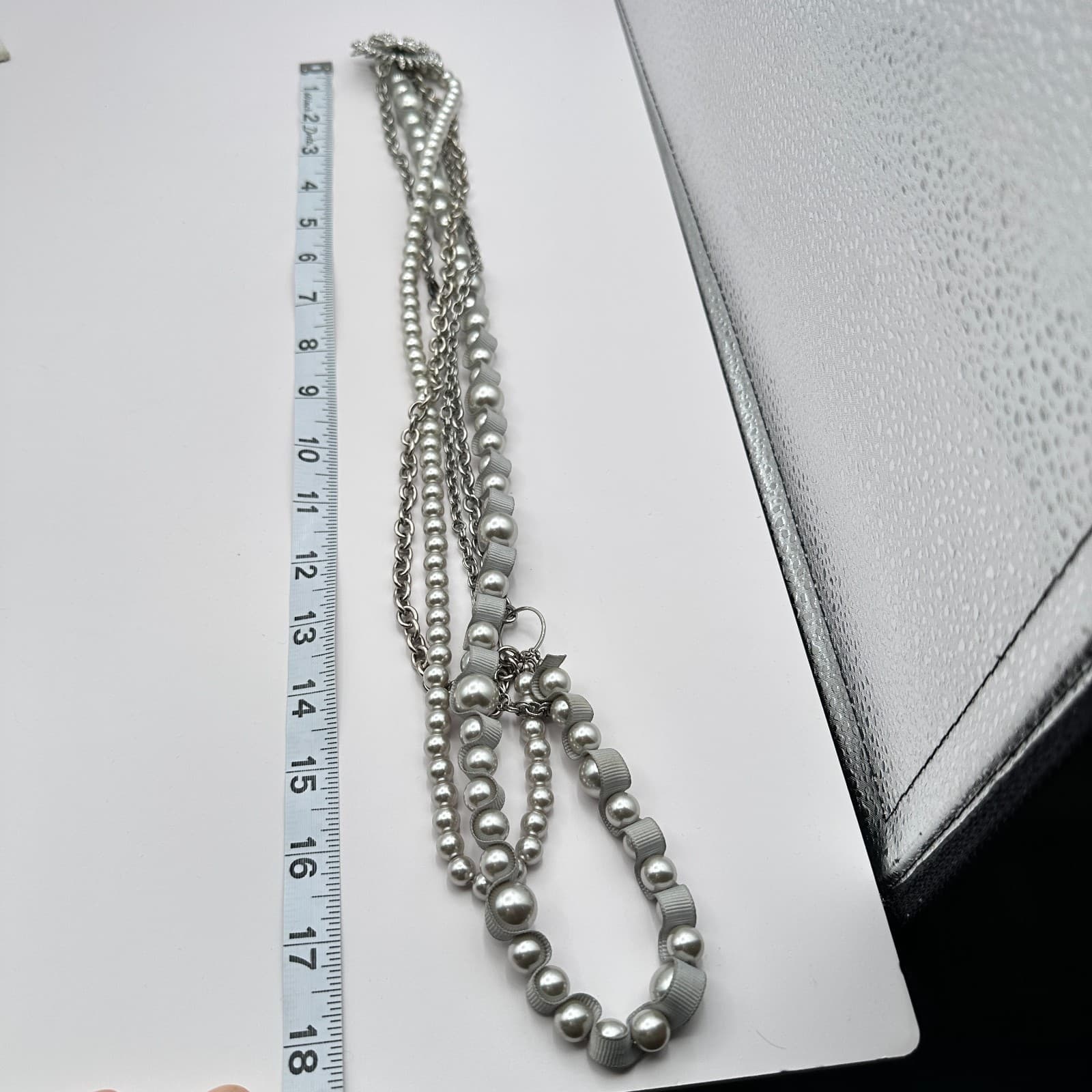 Vintage Y2K Multi-Strand Faux Pearl Necklace Silver-Tone Starburst Rhinestone - Thumbnail 10