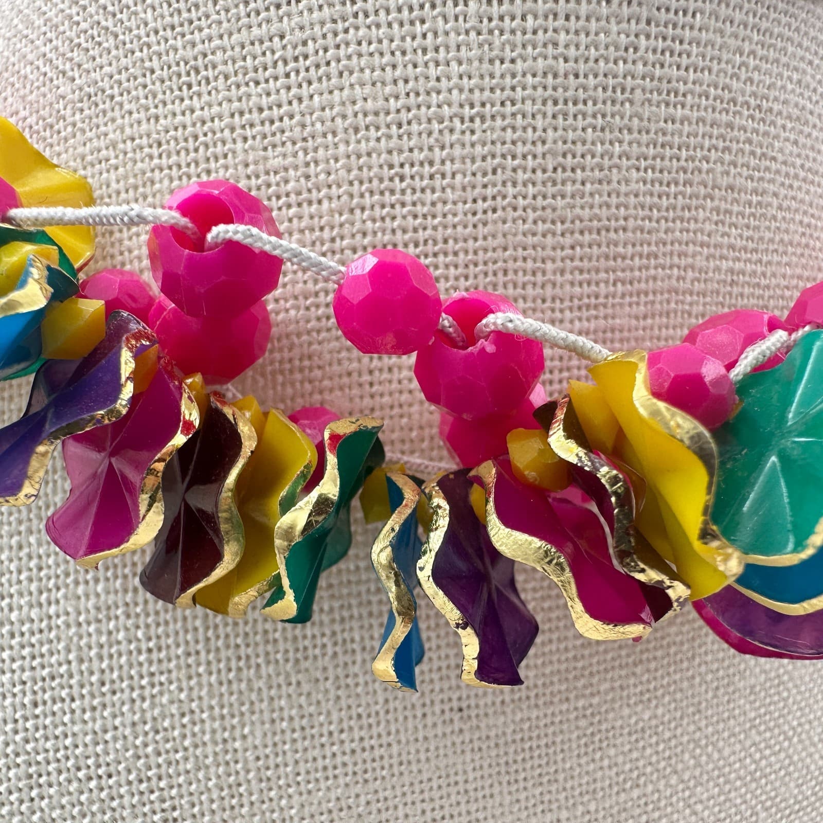 Vintage 80s Ruffle Disc Beaded Choker Necklace Boho Statement Women's Jewelry - Thumbnail 3