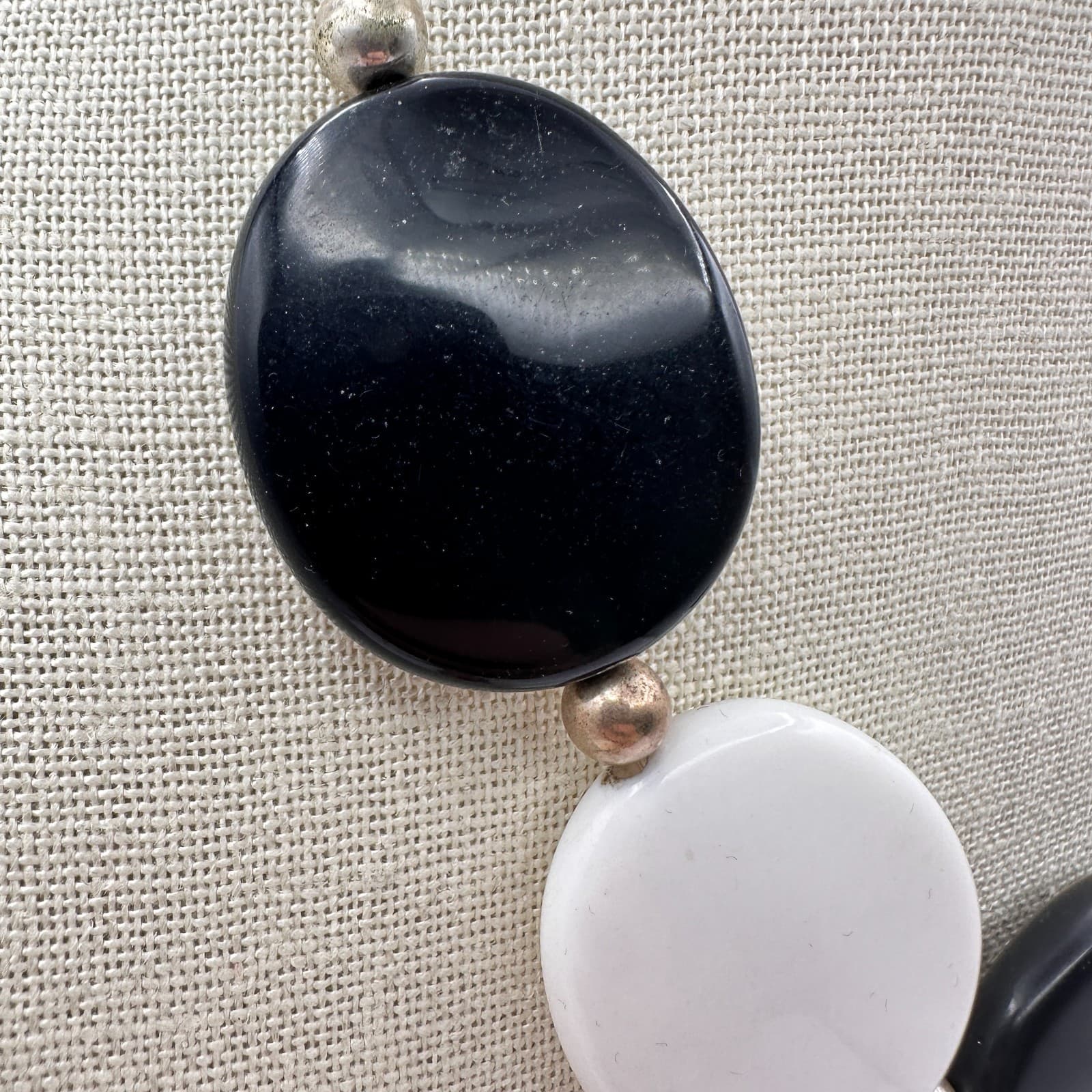 Vintage Y2K Black White Oval Beaded Necklace Silver Tone Statement Jewelry - Thumbnail 5
