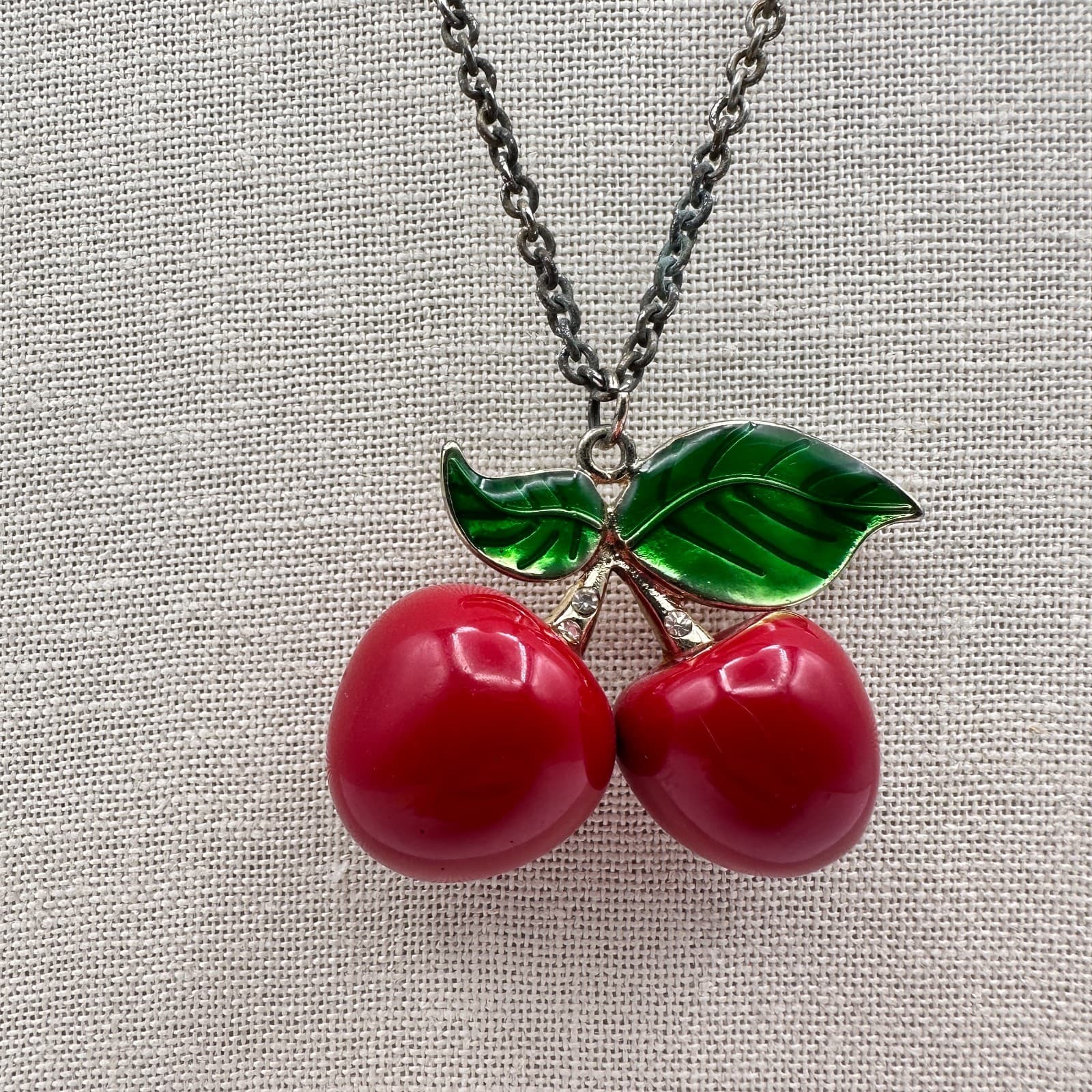 Vintage Y2K Silver Tone Red Cherry Green Enamel Leaves Pendant Necklace Jewelry