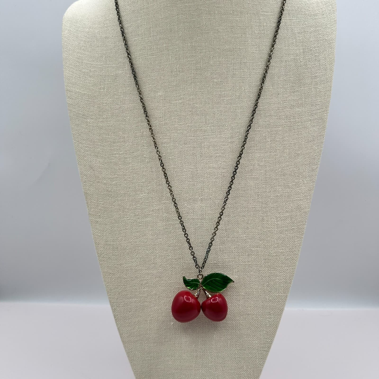 Vintage Y2K Silver Tone Red Cherry Green Enamel Leaves Pendant Necklace Jewelry - Thumbnail 2