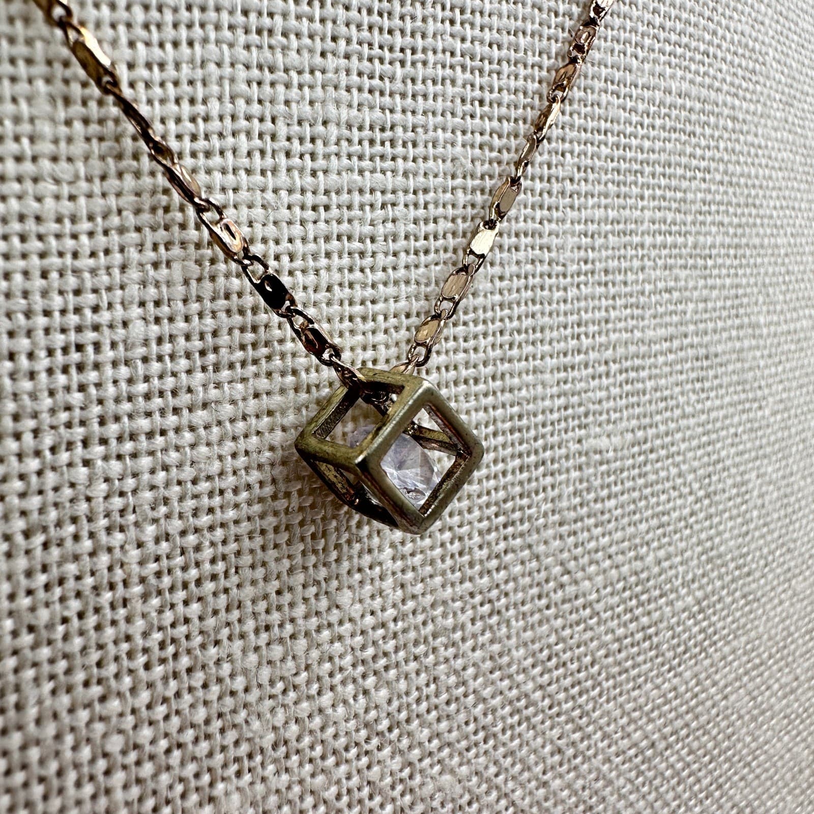 Vintage 90s Gold Tone Dainty Chain Cube Clear Rhinestone Necklace Jewelry - Thumbnail 4