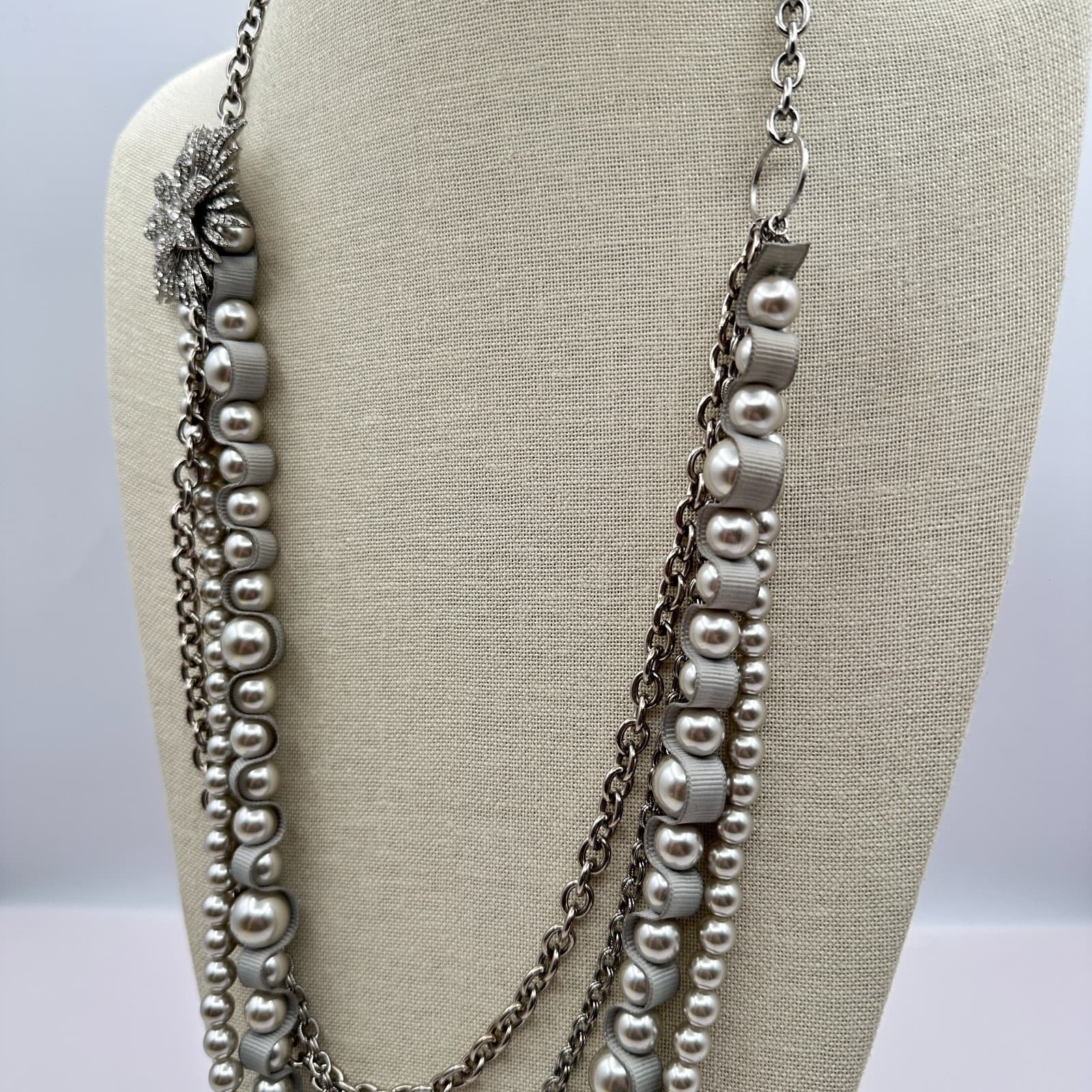 Vintage Y2K Multi-Strand Faux Pearl Necklace Silver-Tone Starburst Rhinestone - Thumbnail 9
