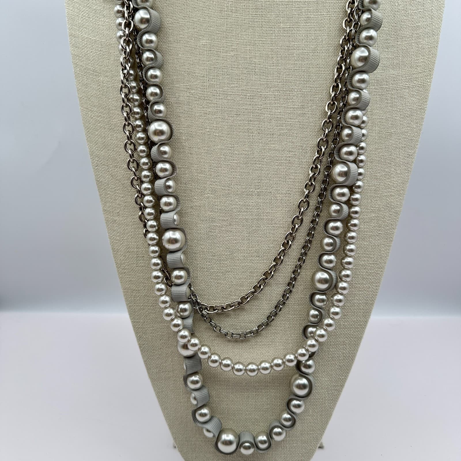 Vintage Y2K Multi-Strand Faux Pearl Necklace Silver-Tone Starburst Rhinestone - Thumbnail 8