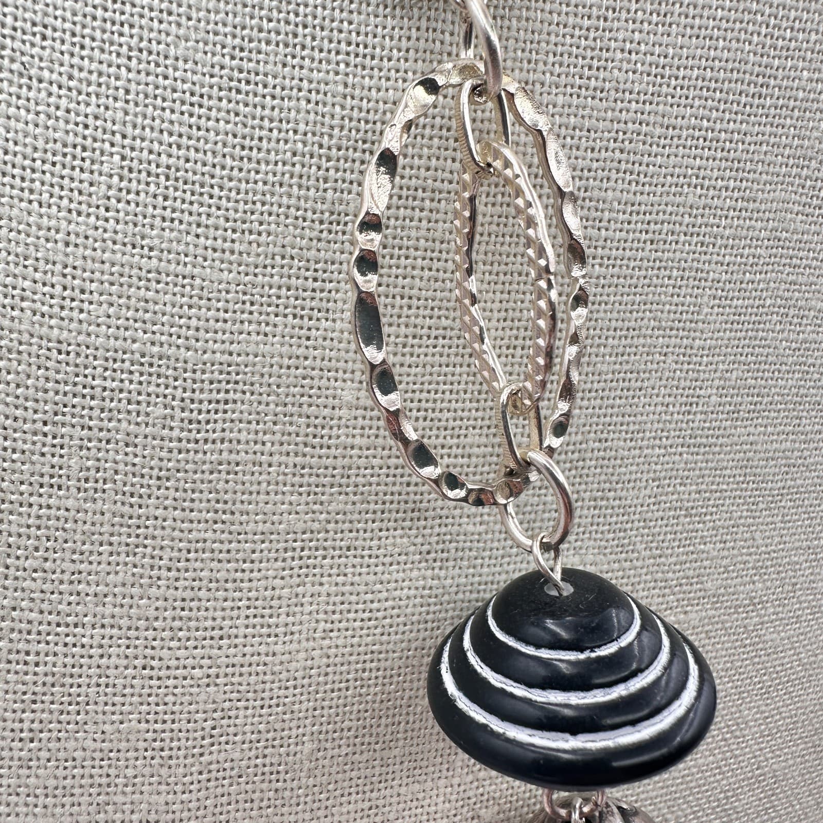 Vintage 90s Silver Tone Textured Black Beaded Necklace Statement Chunky Jewelry - Thumbnail 3