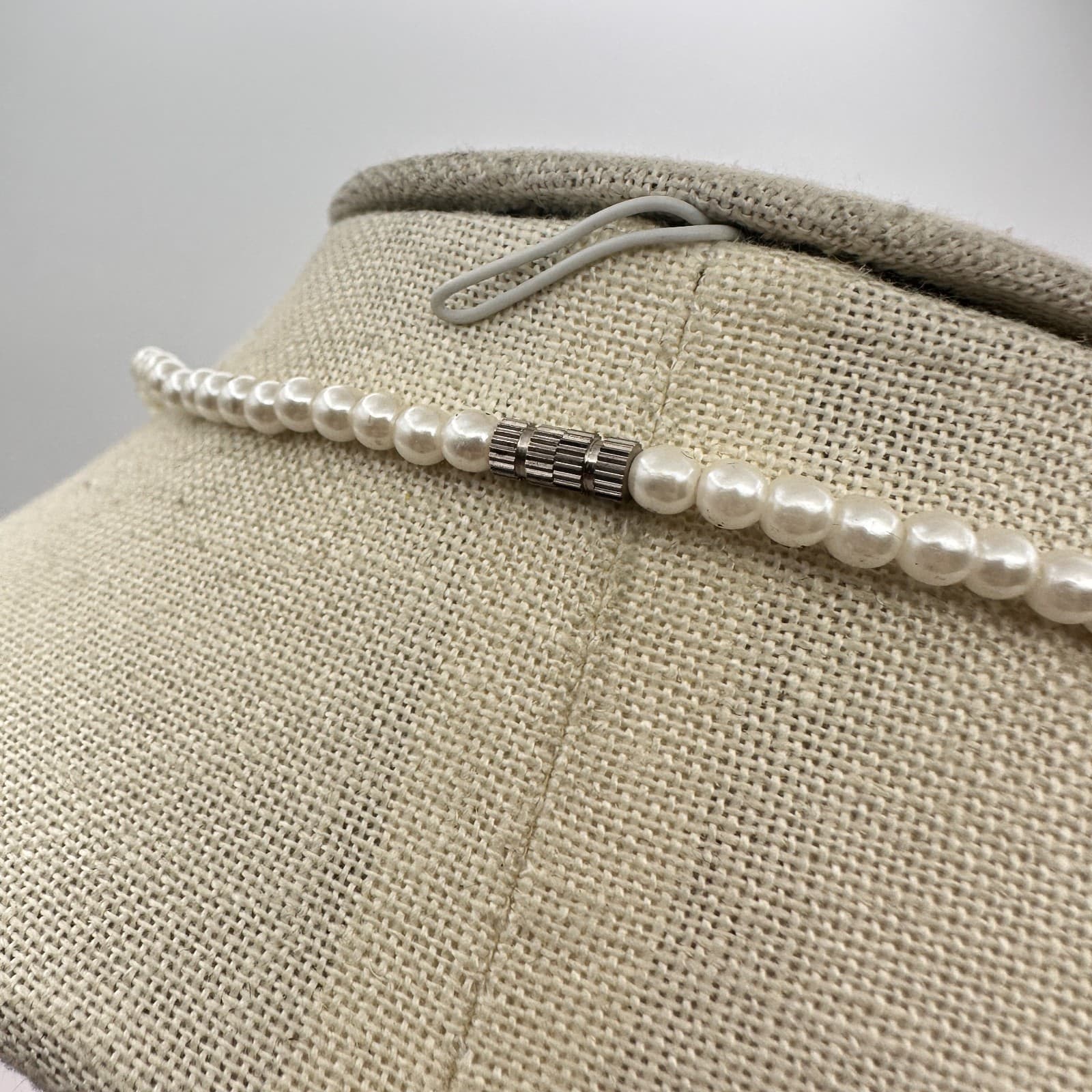 Vintage 90s White Faux Pearl Beaded Choker Necklace Women's Fashion Jewelry - Thumbnail 6