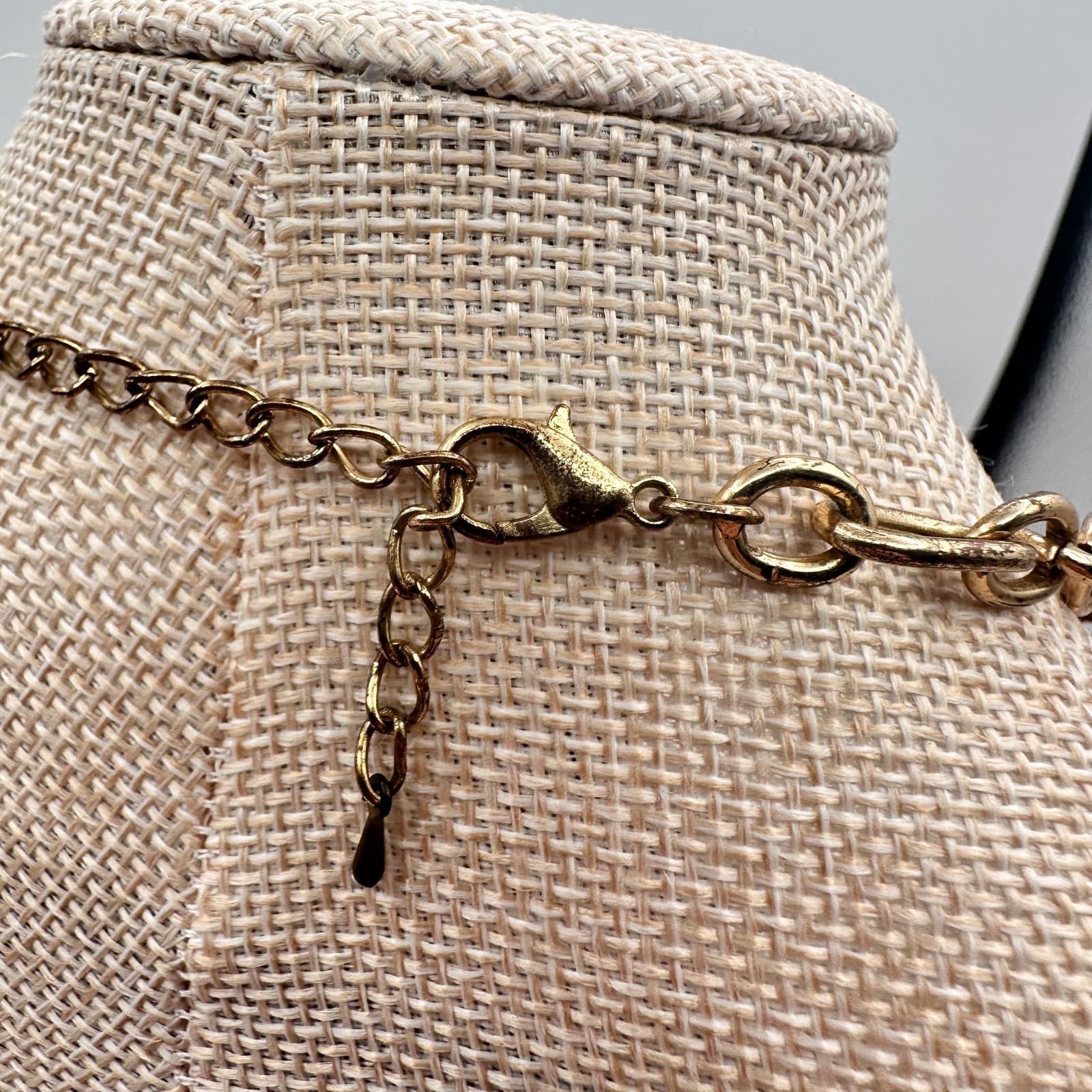 Vintage 90s Gold Tone Statement Bib Beaded Necklace Women's Classic Jewelry - Thumbnail 8