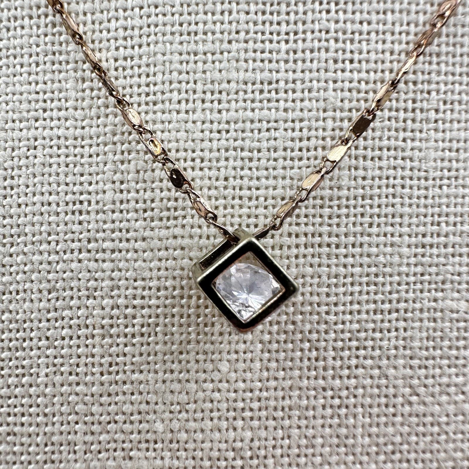 Vintage 90s Gold Tone Dainty Chain Cube Clear Rhinestone Necklace Jewelry - Thumbnail 3