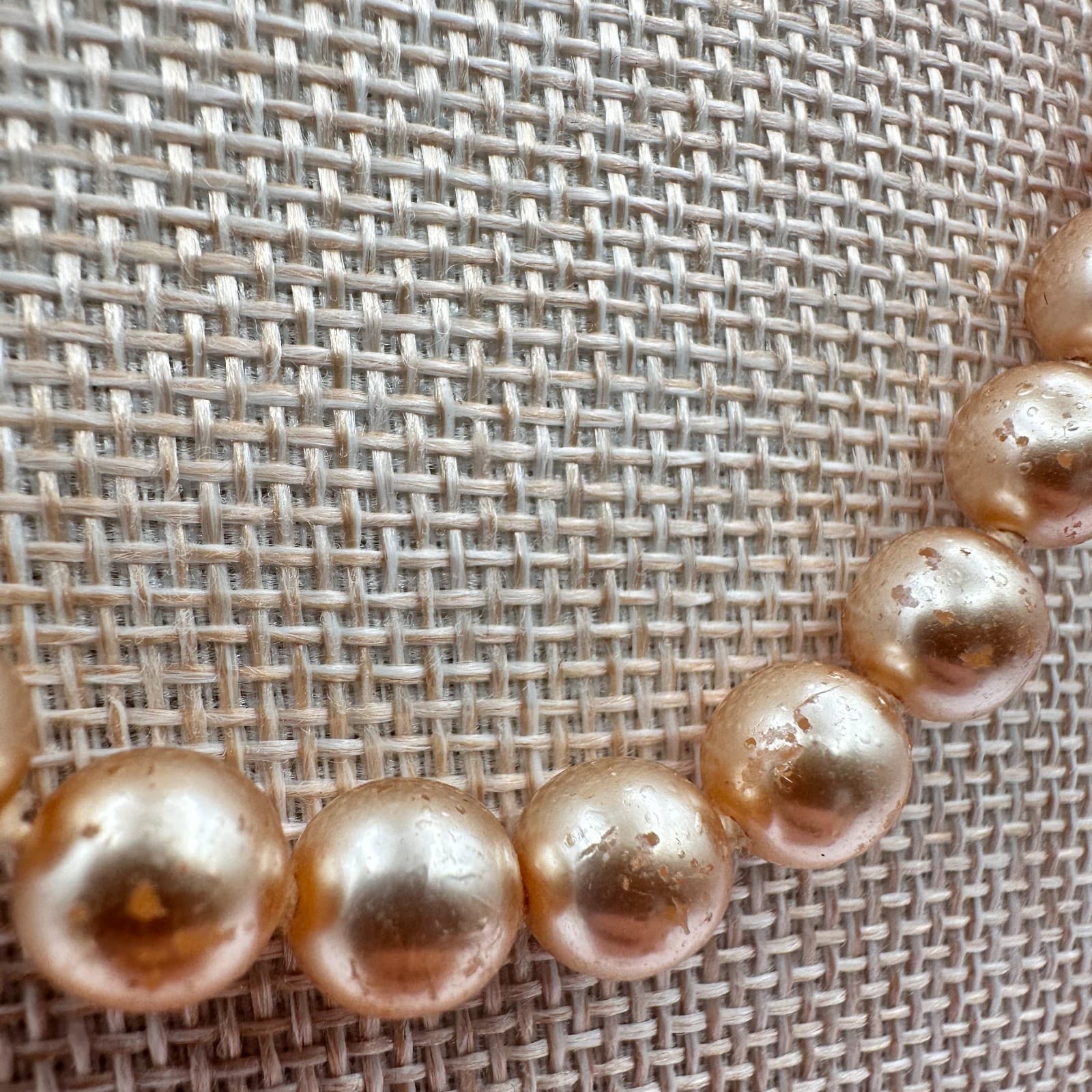 Vintage 90s Gold Tone Round Faux Pearl Beaded Necklace Women's Classic Jewelry - Thumbnail 4