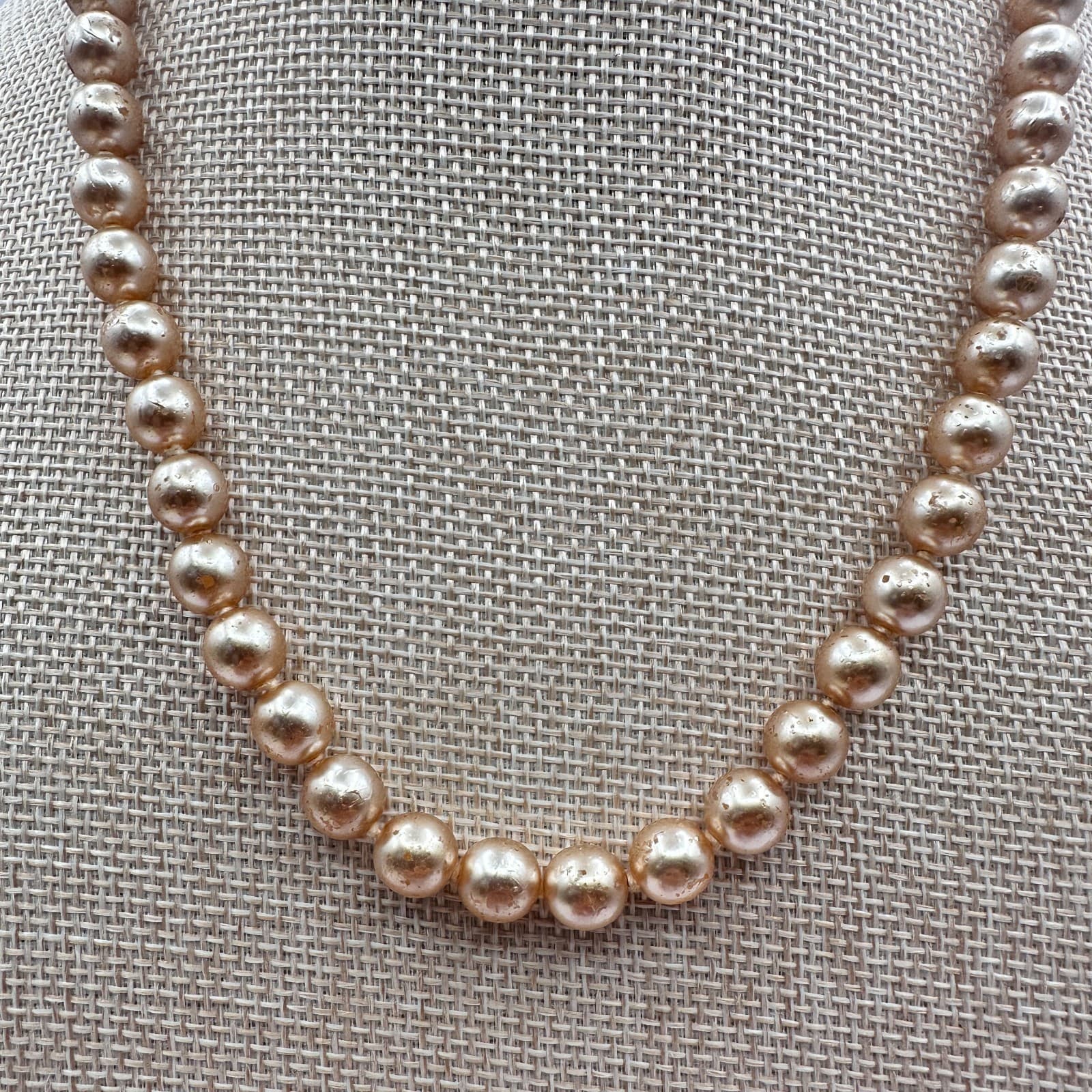 Vintage 90s Gold Tone Round Faux Pearl Beaded Necklace Women's Classic Jewelry - Thumbnail 5