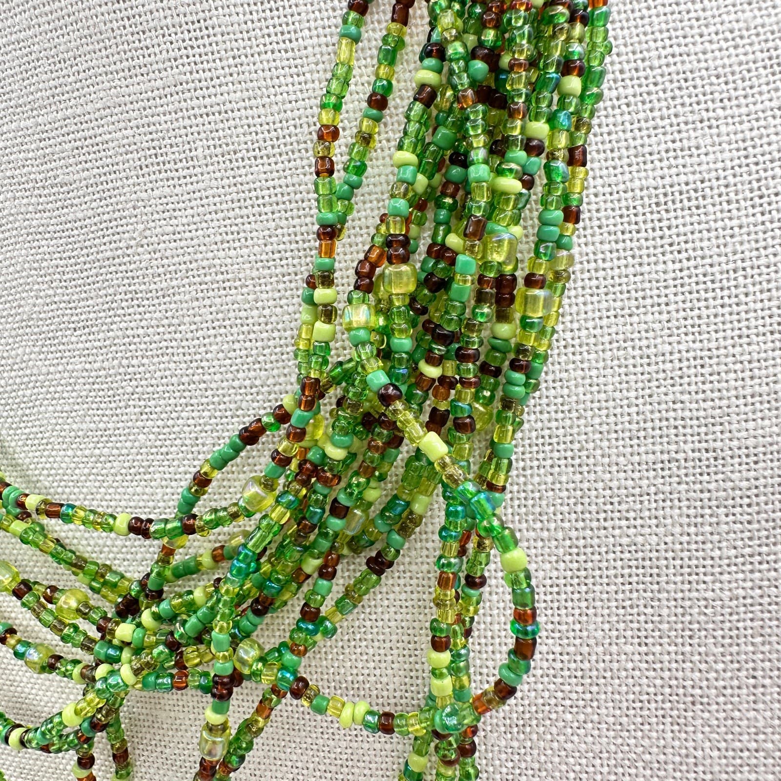 Vintage 80s Avon Green Seed Bead Strands Graduated Statement Necklace Jewelry - Thumbnail 7