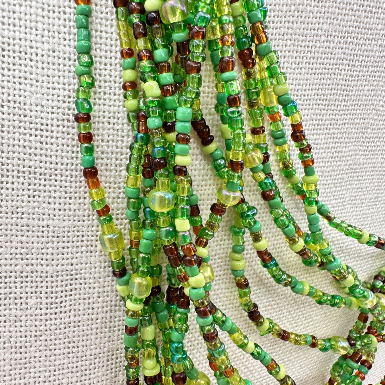 Vintage 80s Avon Green Seed Bead Strands Graduated Statement Necklace Jewelry - Thumbnail 4