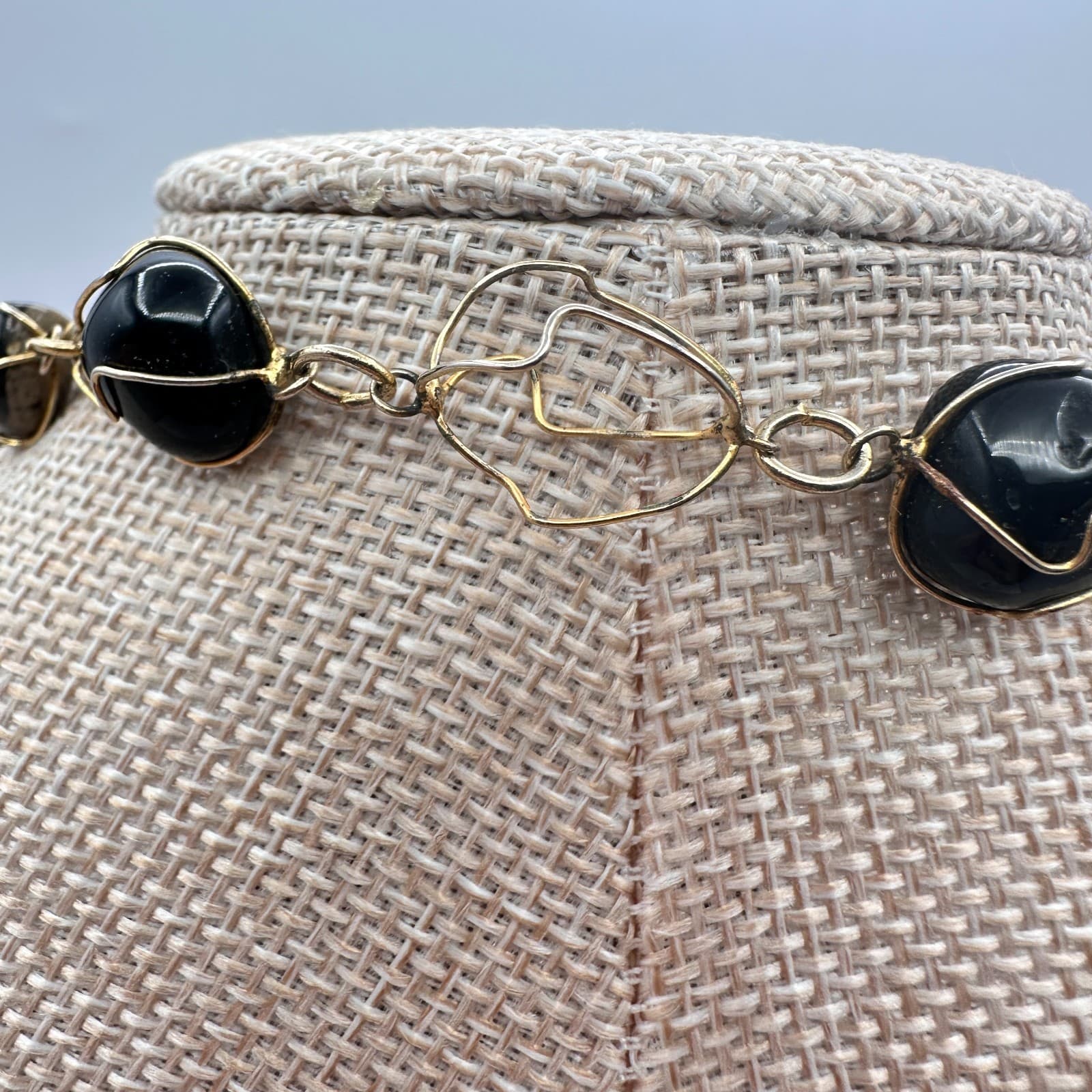 Vintage Y2K Gold Tone Black Stone Wire Wrapped Necklace Women's Classic Jewelry - Thumbnail 9