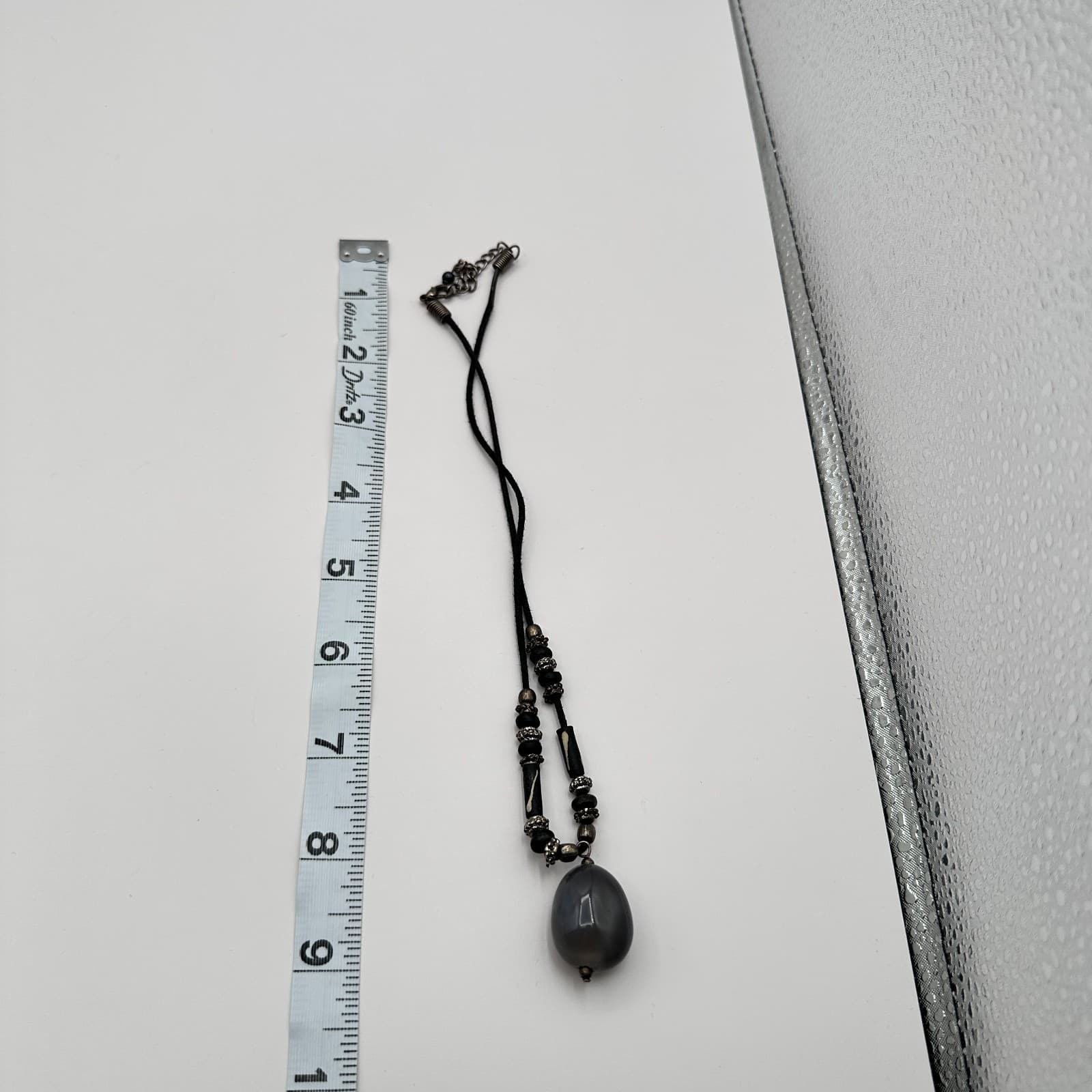 Vintage 90s Grey Agate Beaded Pendant Necklace Black Cord Statement Jewelry - Thumbnail 8