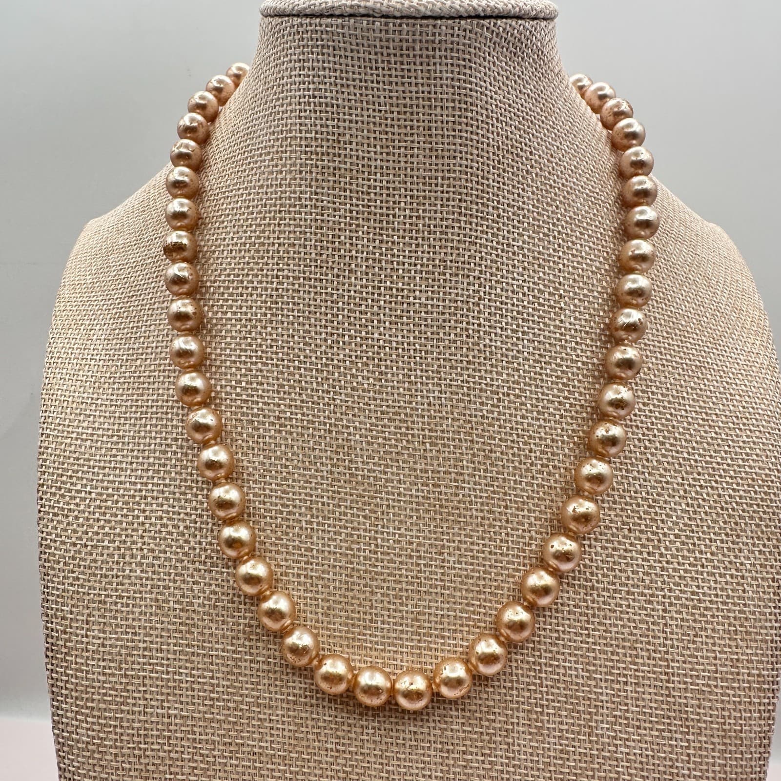 Vintage 90s Gold Tone Round Faux Pearl Beaded Necklace Women's Classic Jewelry - Thumbnail 6