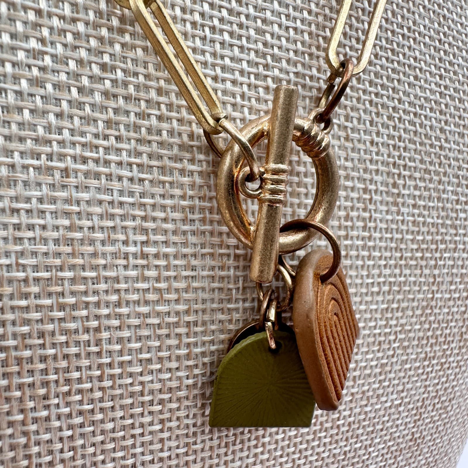 Vintage Y2K Gold Tone Paperclip Chain Toggle Clasp Necklace Women's Jewelry - Thumbnail 4