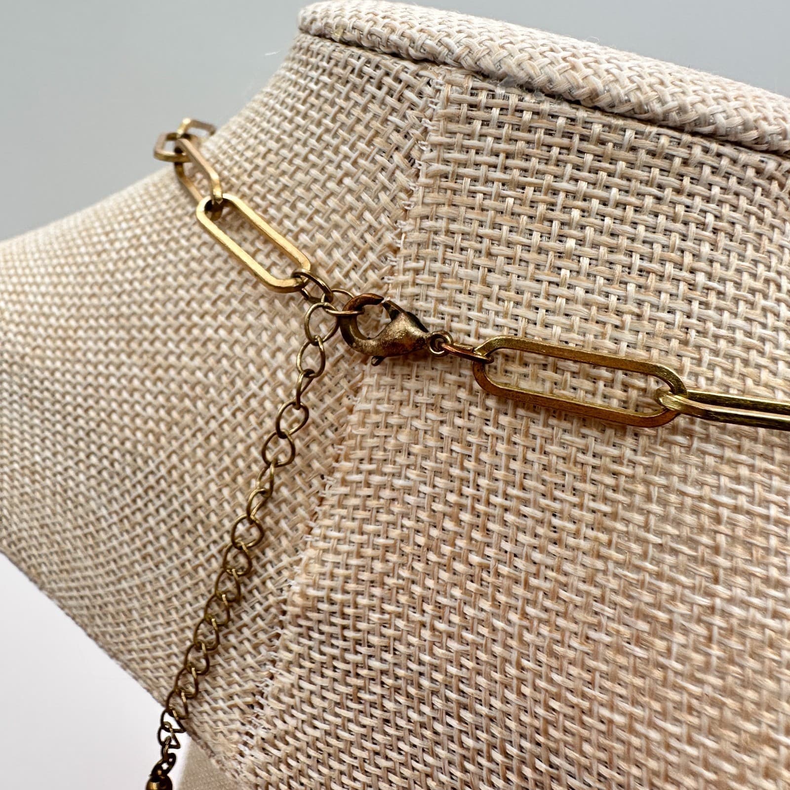 Vintage Y2K Gold Tone Paperclip Chain Toggle Clasp Necklace Women's Jewelry - Thumbnail 7