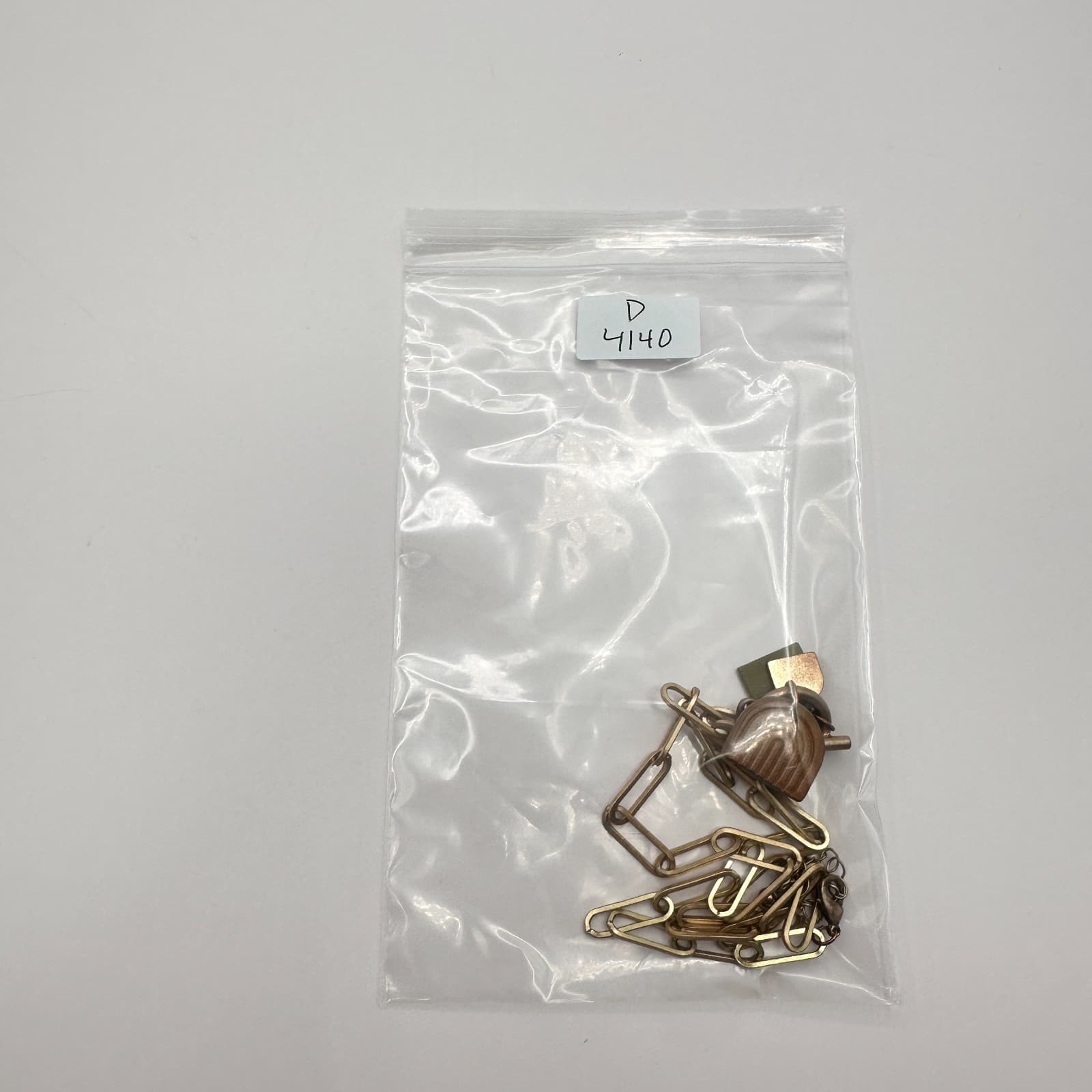 Vintage Y2K Gold Tone Paperclip Chain Toggle Clasp Necklace Women's Jewelry - Thumbnail 9
