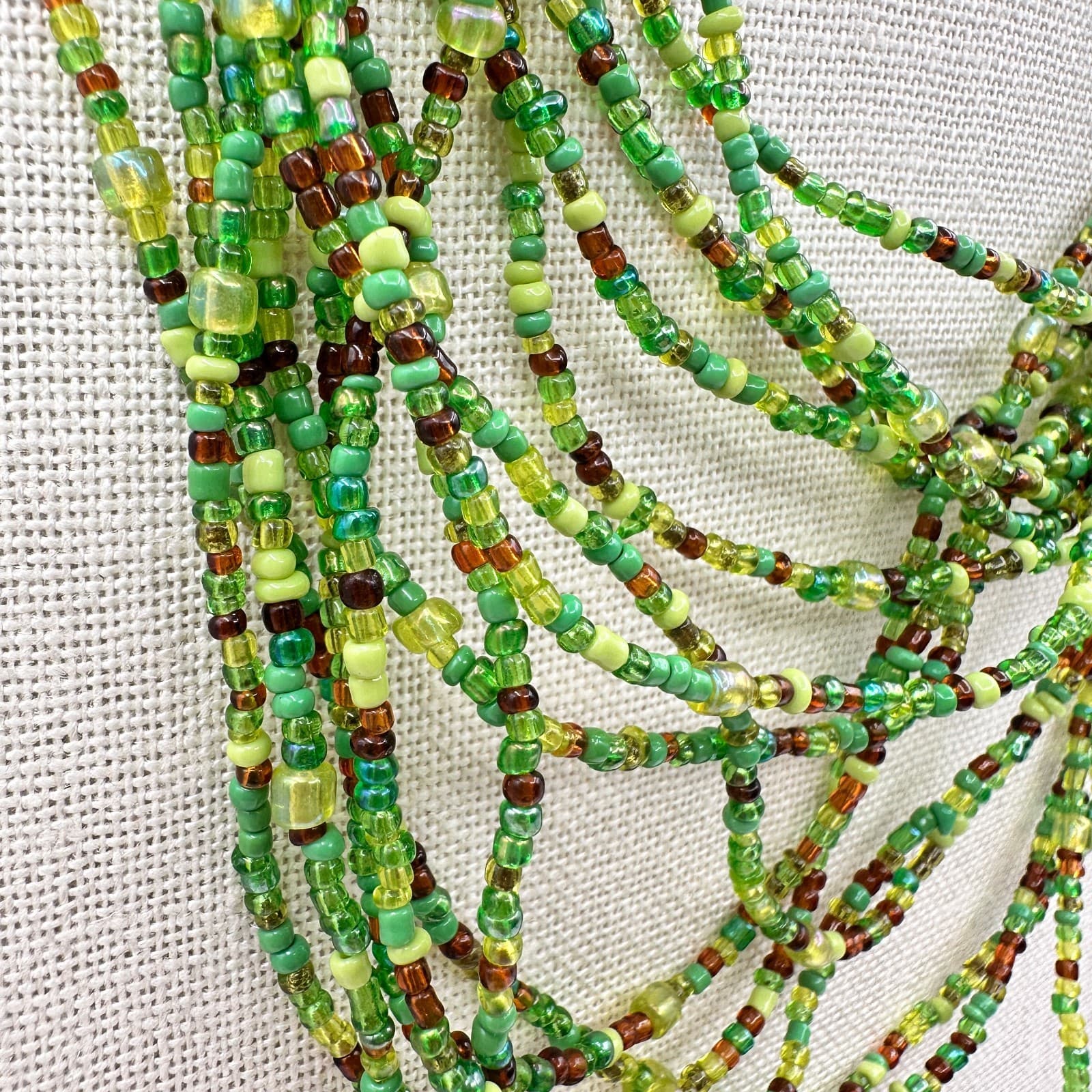 Vintage 80s Avon Green Seed Bead Strands Graduated Statement Necklace Jewelry - Thumbnail 5