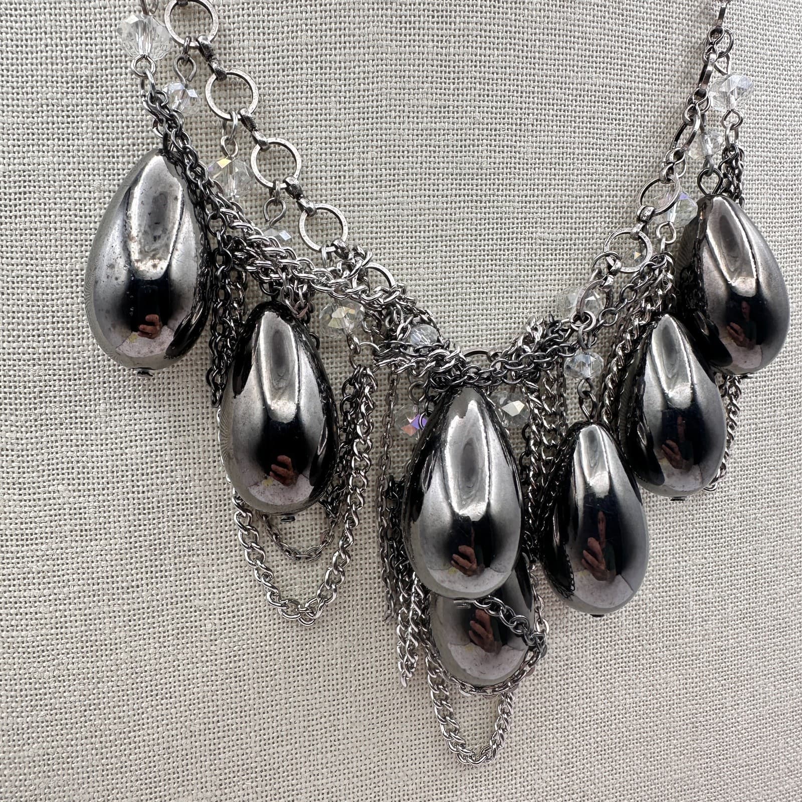 Vintage Y2K Silver Tone Teardrop Bib Necklace Boho Retro Women's Classic Jewelry - Thumbnail 3