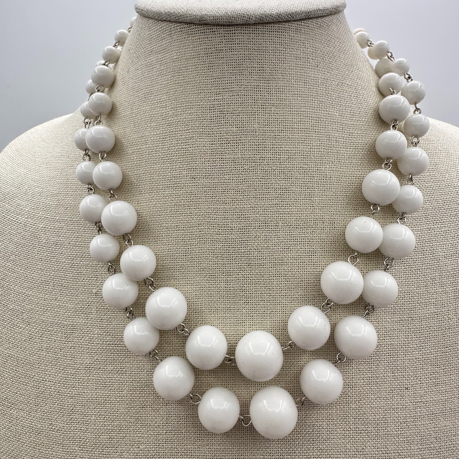 Vintage Y2K Silver Tone White Double Strand Beaded Necklace Statement Jewelry - Thumbnail 8
