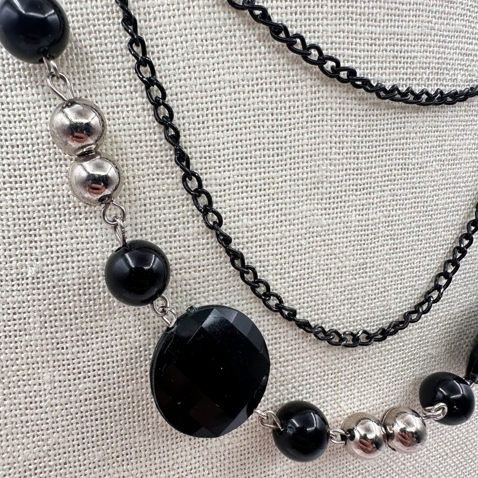 Vintage 90s Double Strand Jet Onyx Faceted Beaded Necklace Silver Tone Jewelry - Thumbnail 4