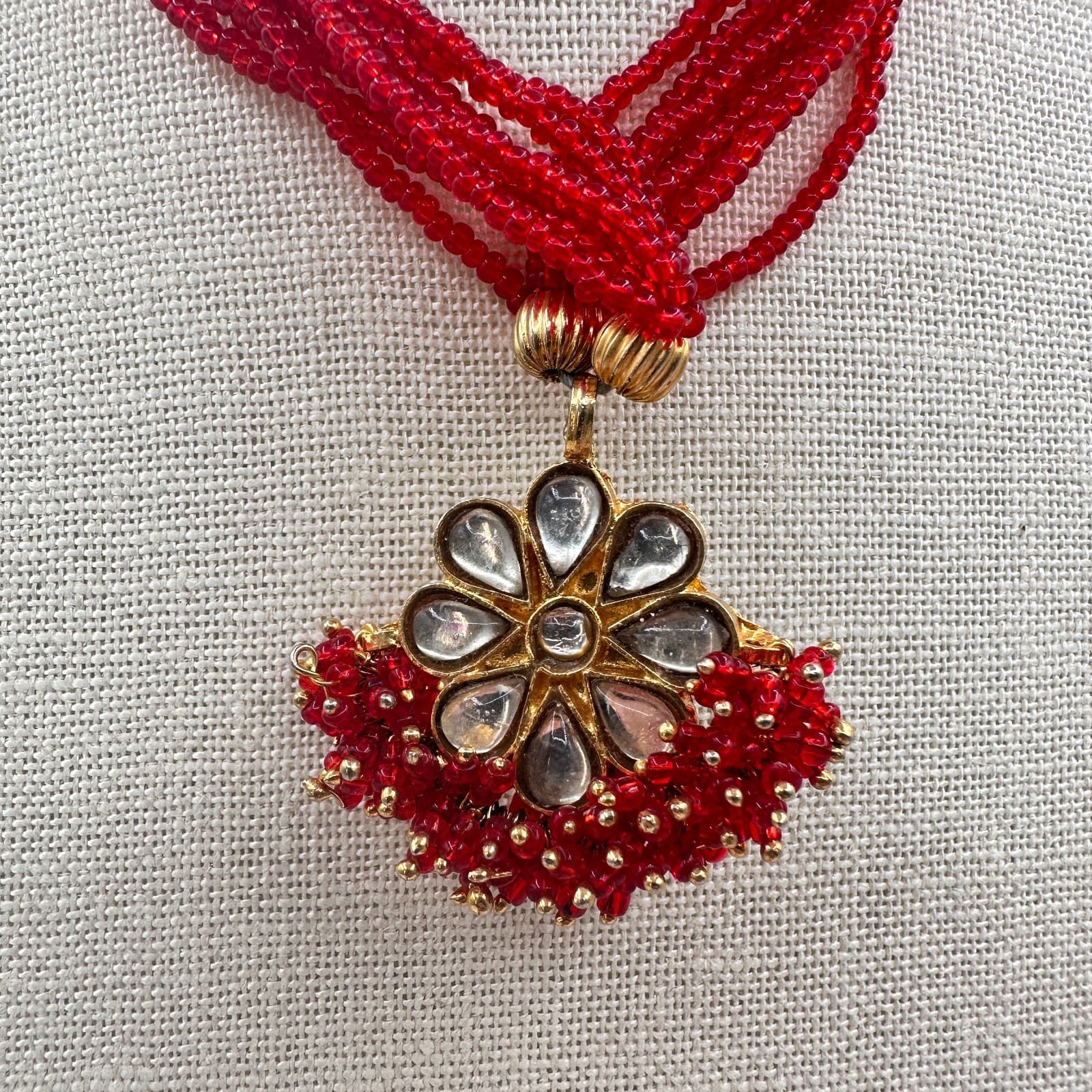 Vintage 90s Gold Tone Multi Strand Beaded Kundan Floral Pendant Necklace Jewelry - Thumbnail 2