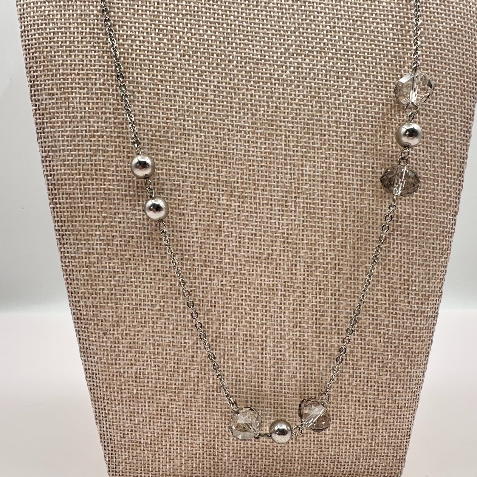Vintage 90s Smoke Grey Glass Bead Silver Tone Station Necklace Fashion Jewelry - Thumbnail 6