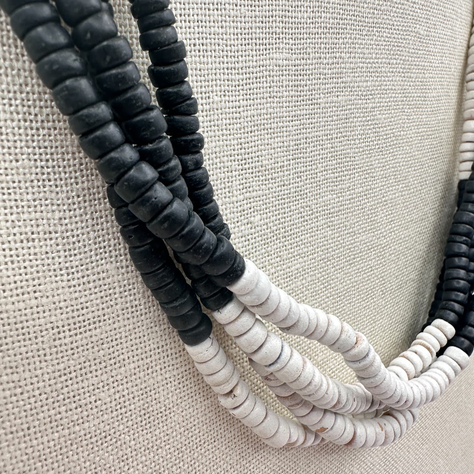 Vintage Y2K Multi-Strand Beaded Black White Necklace Statement Women's Jewelry - Thumbnail 4