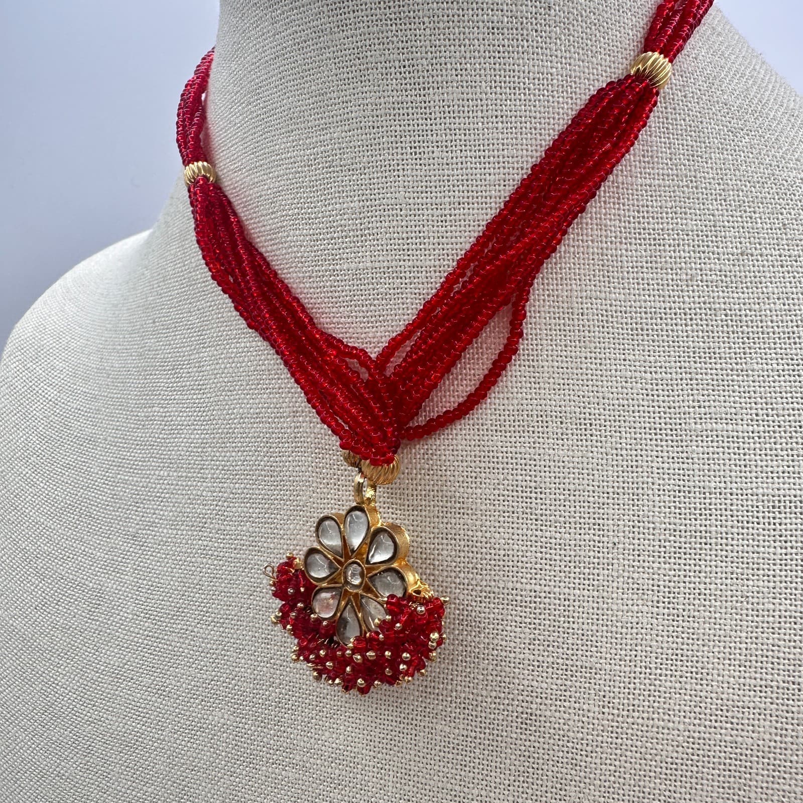 Vintage 90s Gold Tone Multi Strand Beaded Kundan Floral Pendant Necklace Jewelry - Thumbnail 4