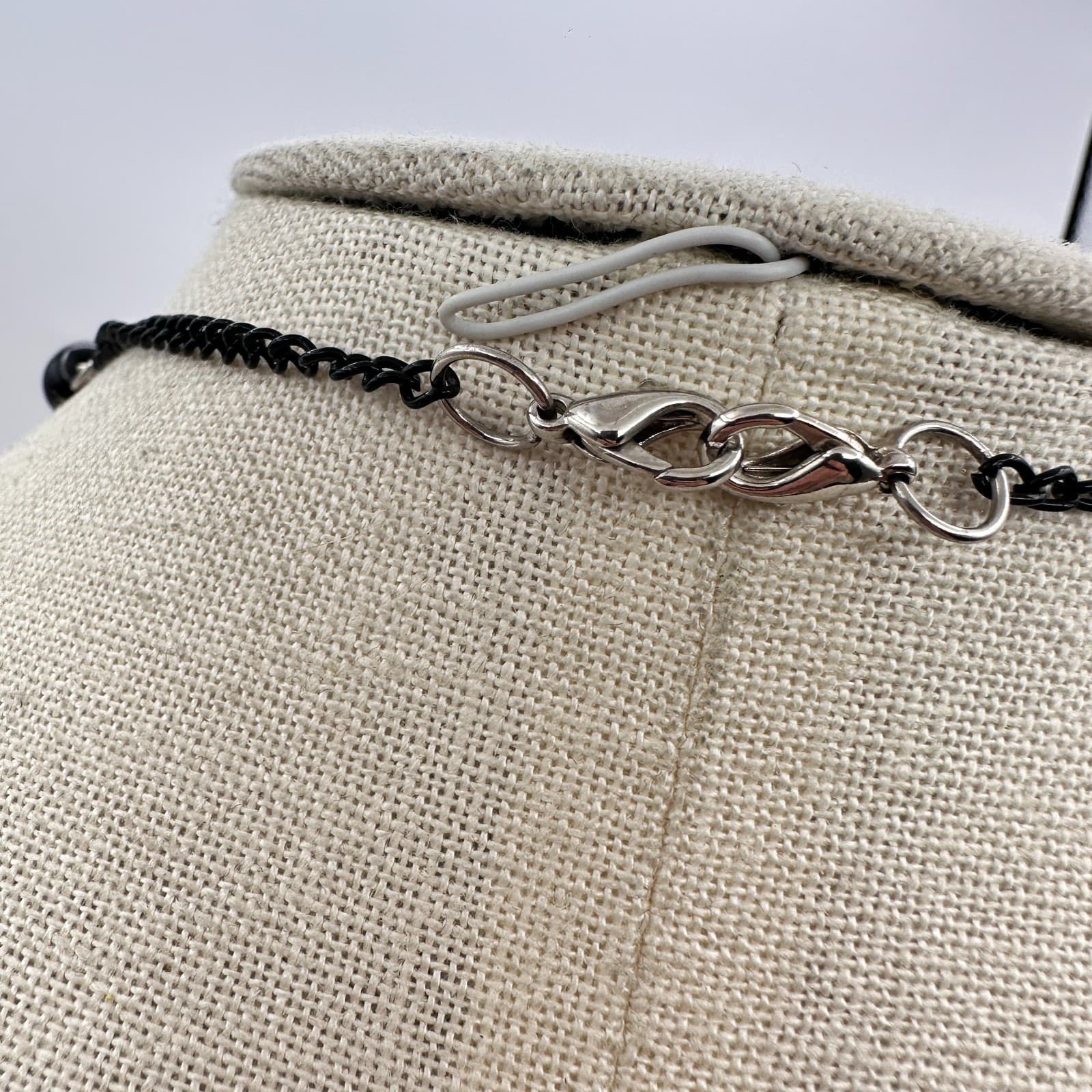 Vintage 90s Double Strand Jet Onyx Faceted Beaded Necklace Silver Tone Jewelry - Thumbnail 7
