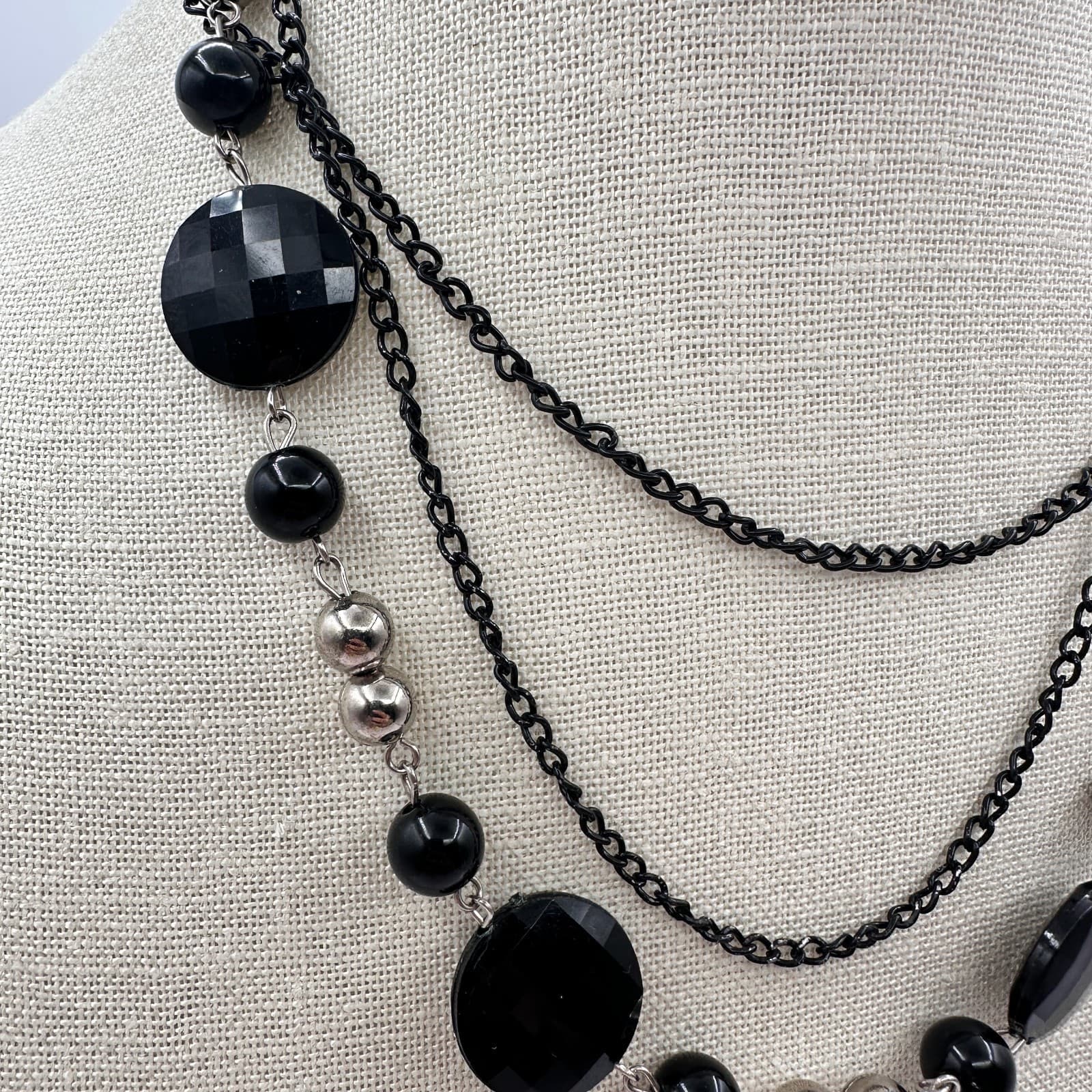 Vintage 90s Double Strand Jet Onyx Faceted Beaded Necklace Silver Tone Jewelry - Thumbnail 3