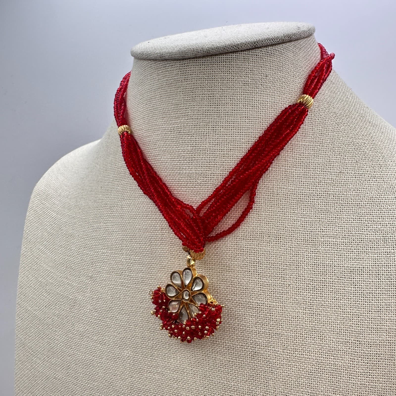 Vintage 90s Gold Tone Multi Strand Beaded Kundan Floral Pendant Necklace Jewelry - Thumbnail 5