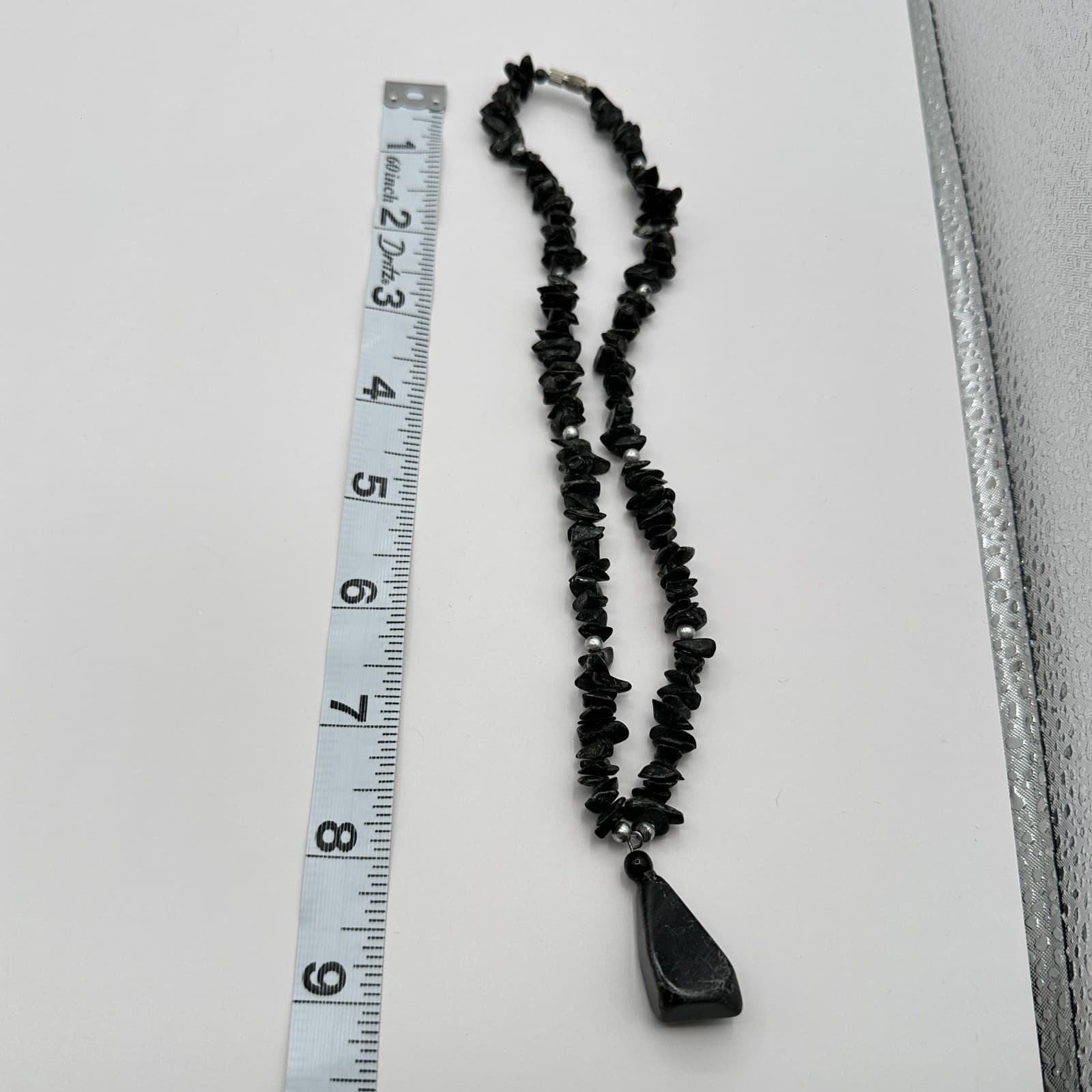Vintage 80s Black Stone Chip Beaded Teardrop Pendant Necklace Statement Jewelry - Thumbnail 10