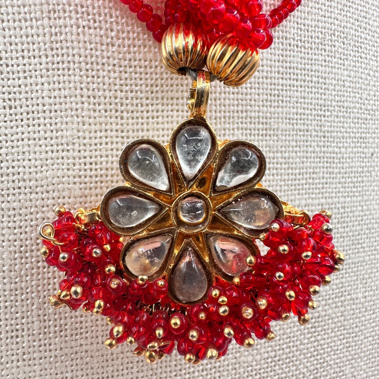 Vintage 90s Gold Tone Multi Strand Beaded Kundan Floral Pendant Necklace Jewelry - Thumbnail 3