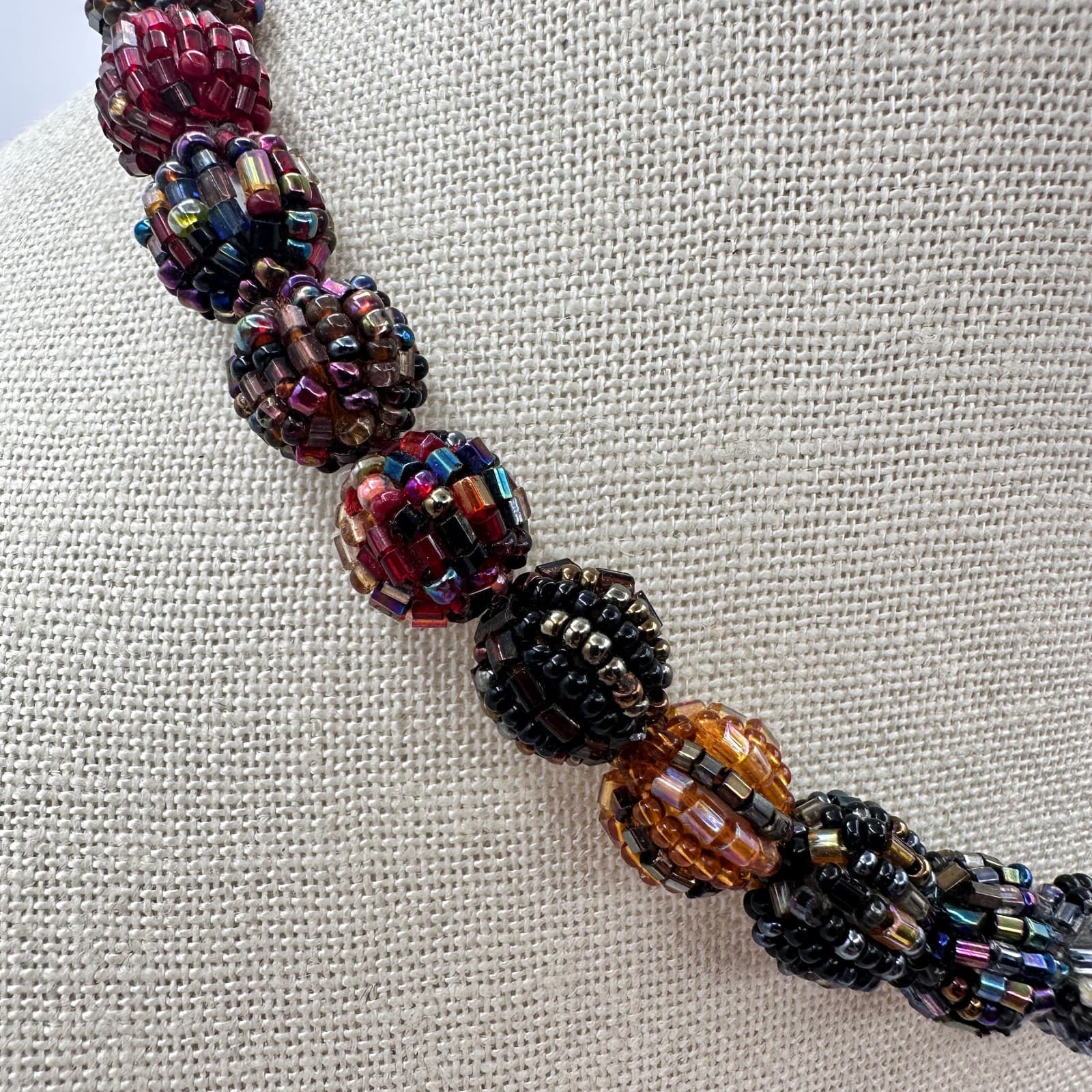 Vintage 80s MultiColor Bead Crochet Ball Necklace Chic Beaded Choker Jewelry - Thumbnail 4