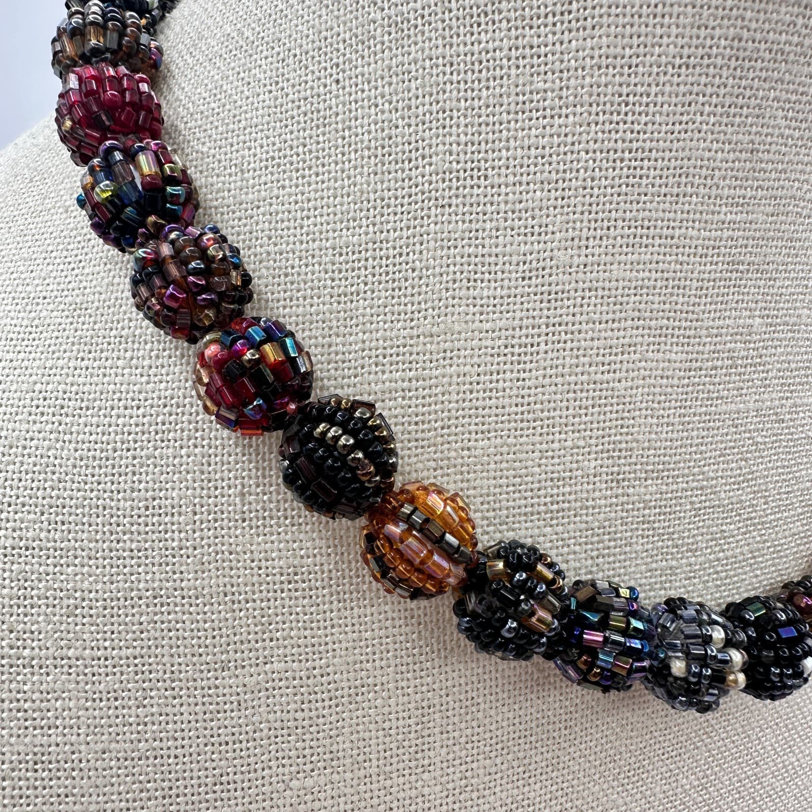 Vintage 80s MultiColor Bead Crochet Ball Necklace Chic Beaded Choker Jewelry - Thumbnail 3