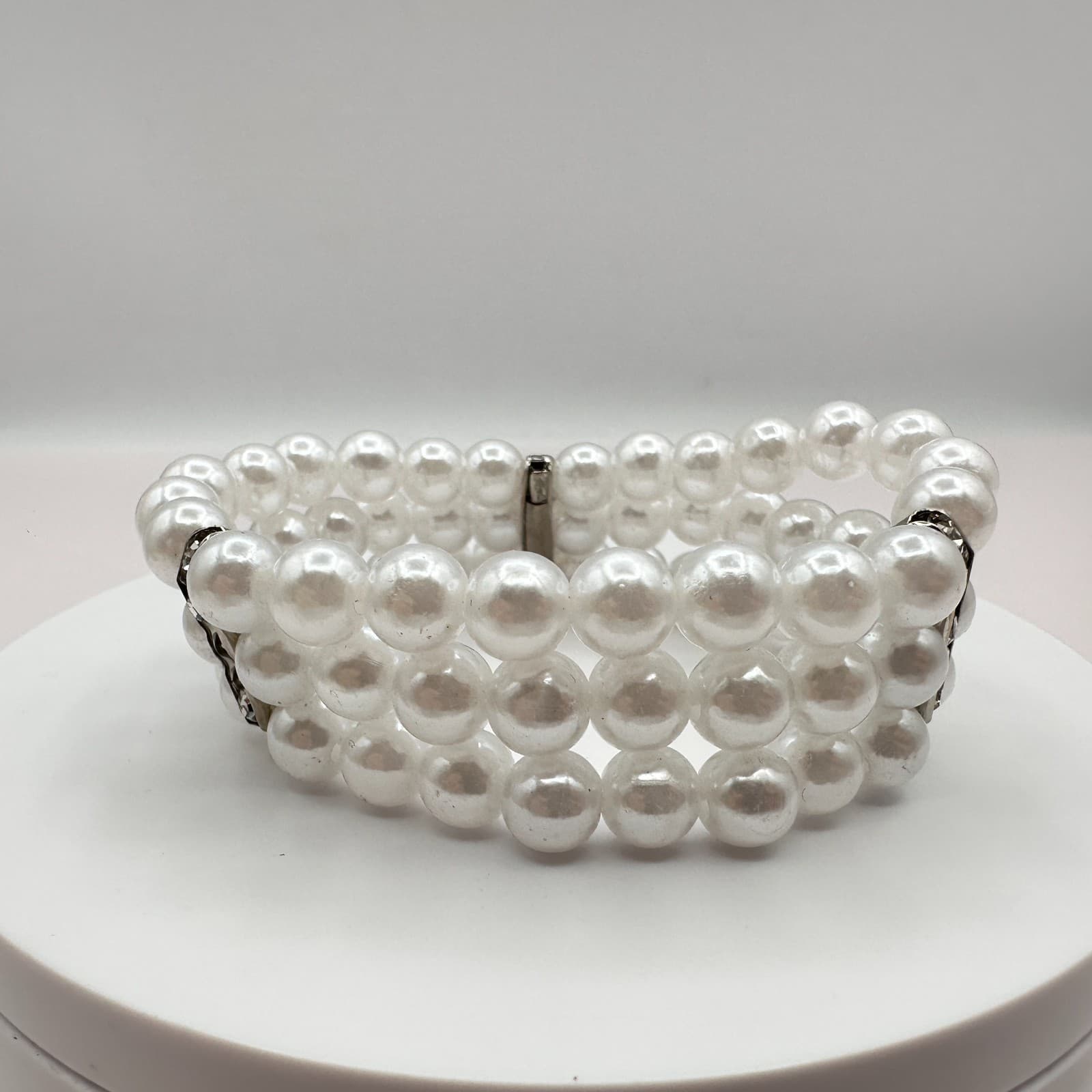 Vintage 90s Multi Strand Faux Pearl White Beaded Rhinestone Bracelet Jewelry - Thumbnail 6