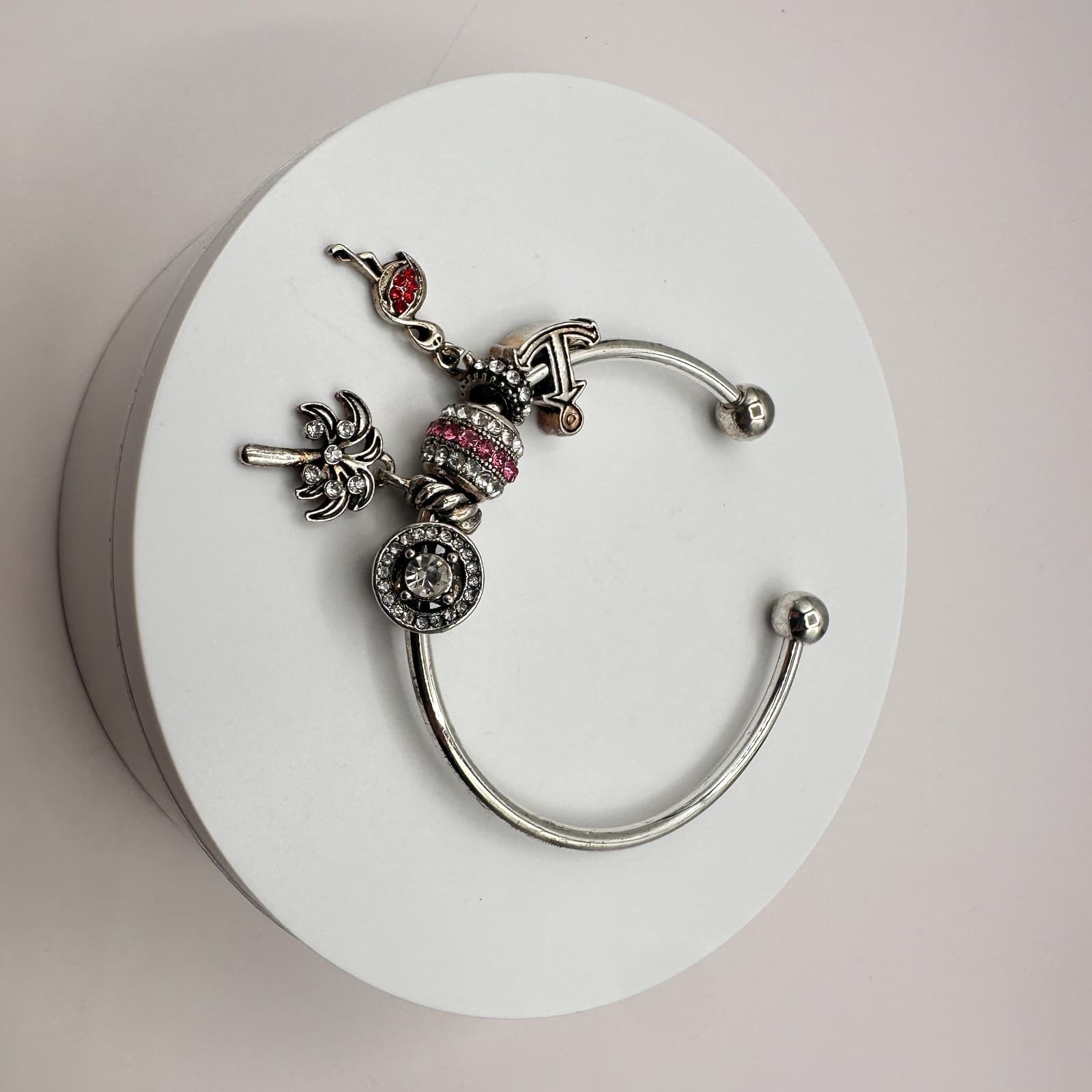 Vintage Y2K Silver Tone Charm Rhinestone Bracelet Boho & Dangle Earrings Jewelry - Thumbnail 7
