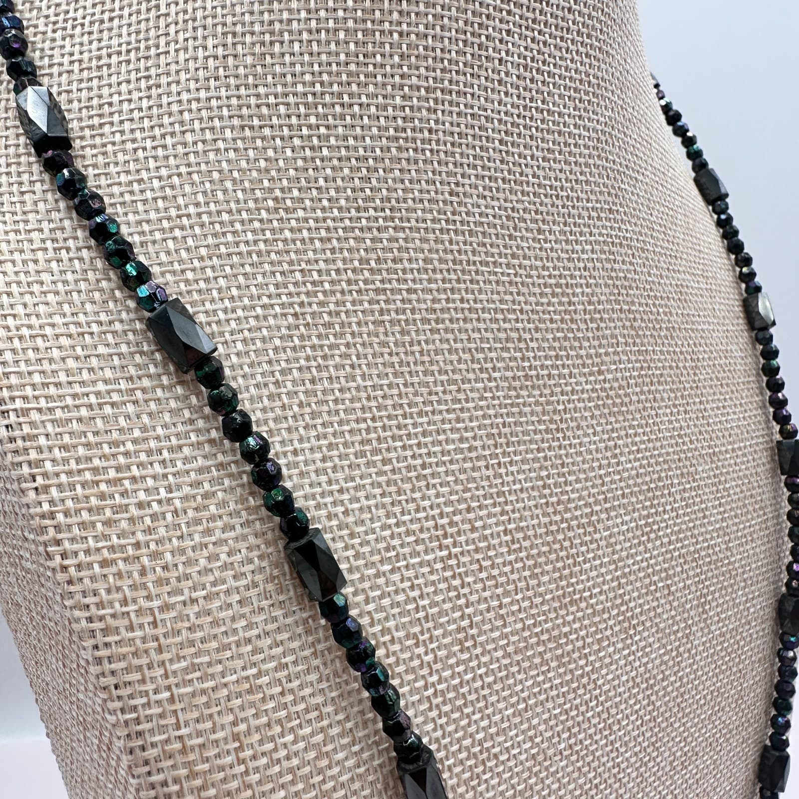 Vintage 90s Black Iridescent Magnetic Hematite Glass Bead Necklace Boho Jewelry - Thumbnail 6