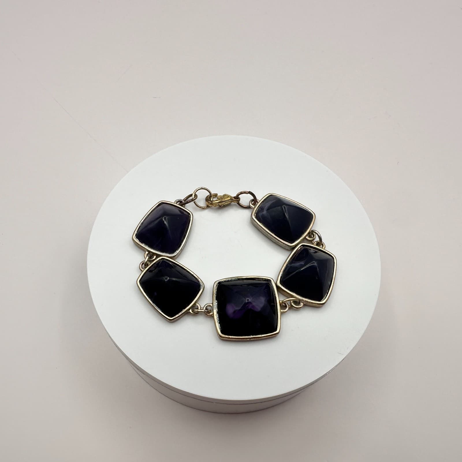 Vintage 90s Purple Glass Pyramid Bracelet Gold Tone Chunky Statement Fashion - Thumbnail 4