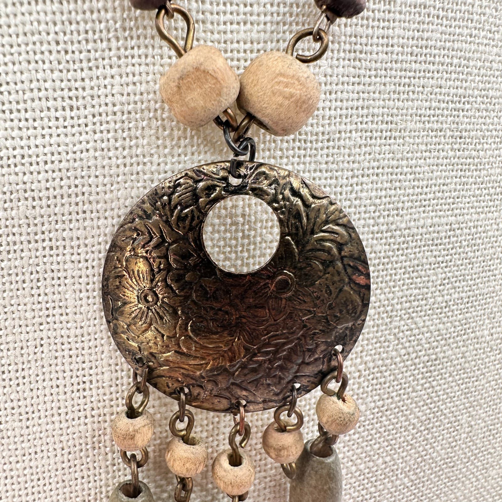 Vintage 90s Wood Bead Tassel Pendant Bronze Tone Necklace Earthy Boho Jewelry - Thumbnail 4