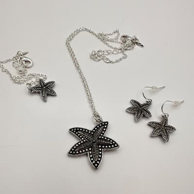 Vintage 90s Silver Tone Starfish Necklace Earrings Bracelet Set Beach Coastal - Thumbnail 4